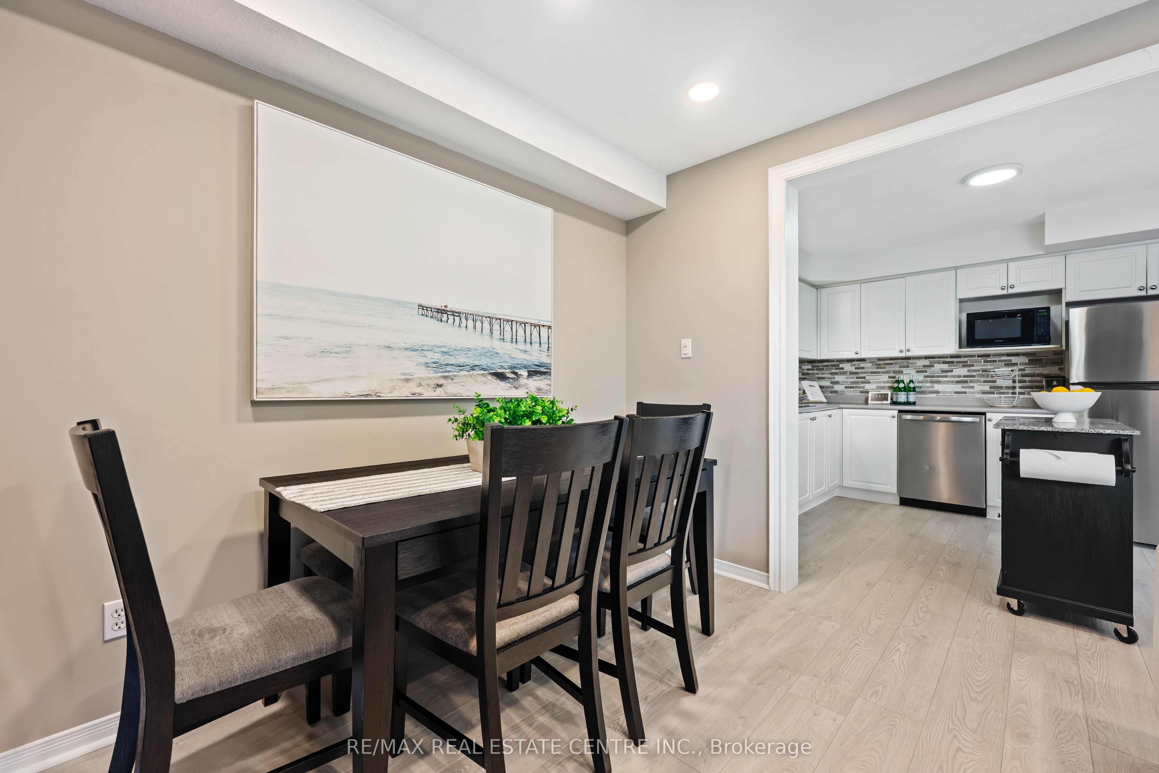 53 Benjamin Crescent Property Photo 19