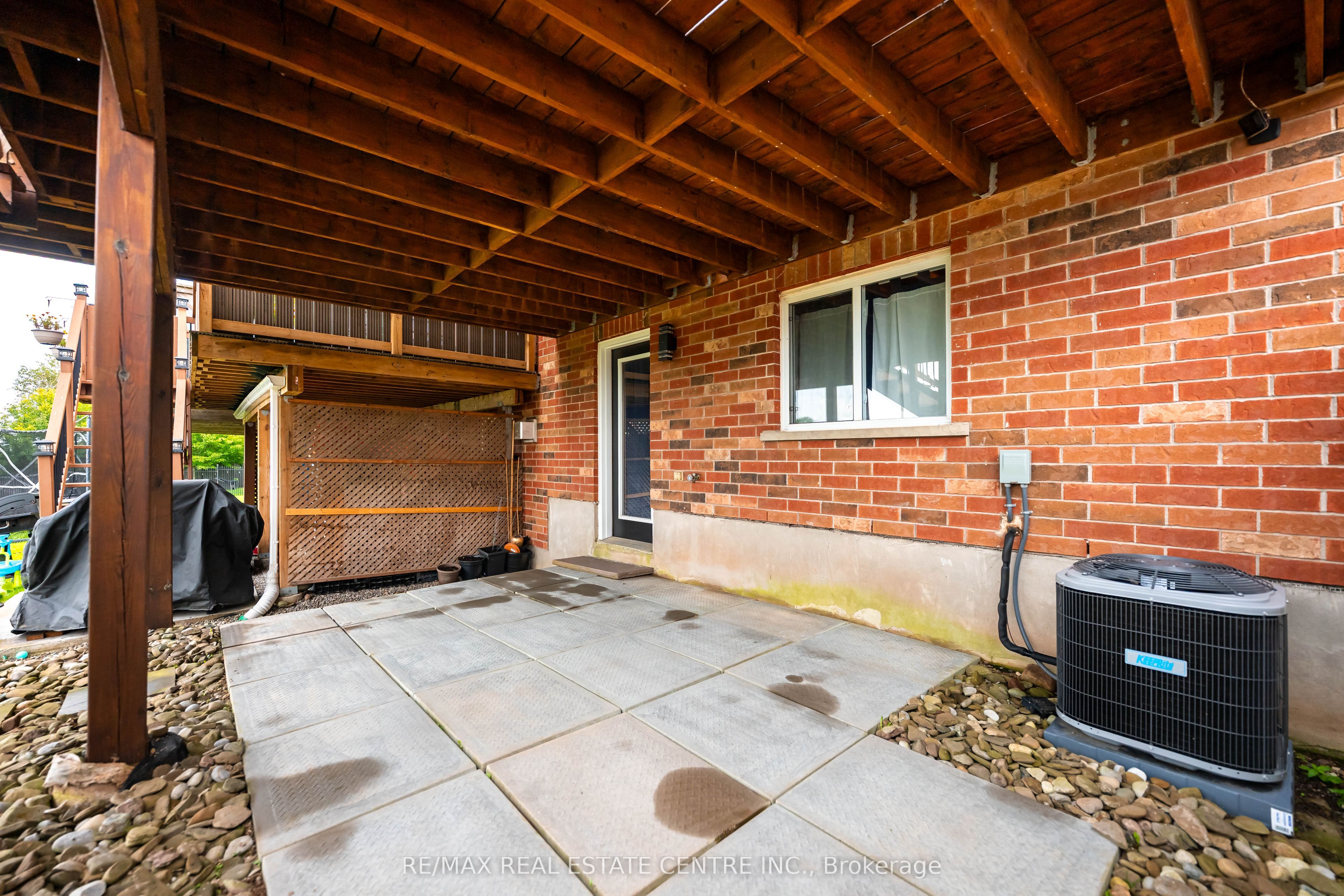 53 Benjamin Crescent Property Photo 42