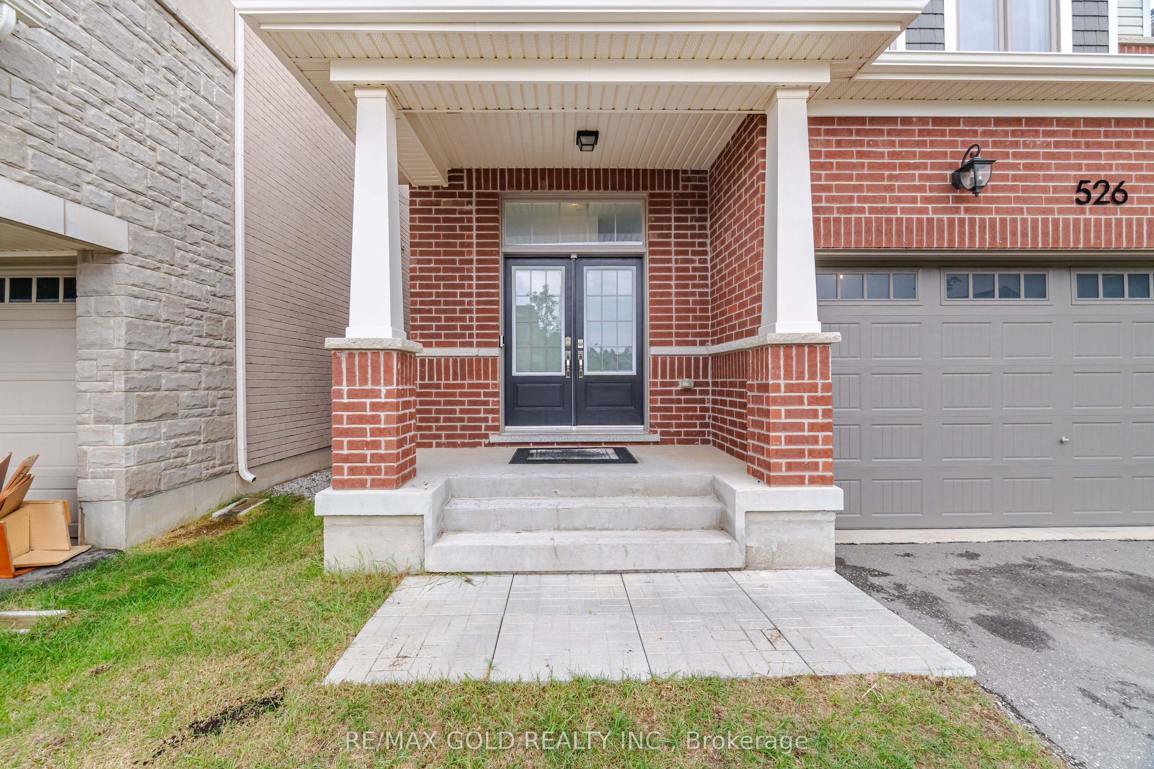526 Kennedy Circle W Property Photo 11