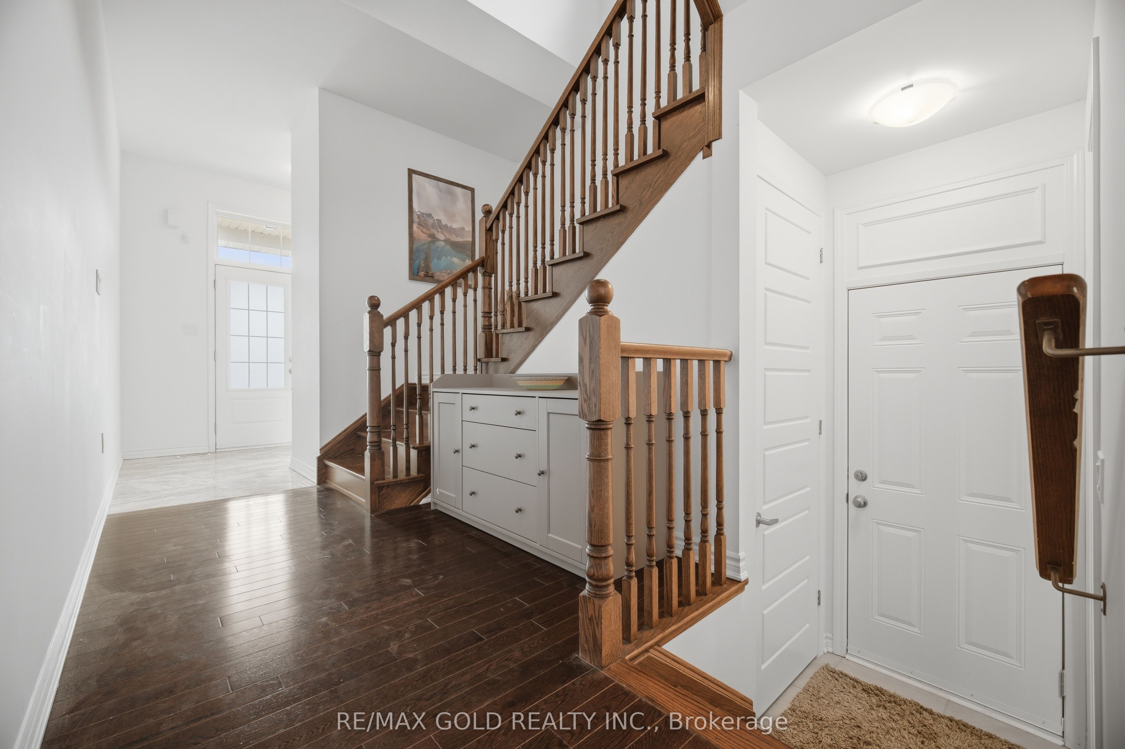 526 Kennedy Circle W Property Photo 43