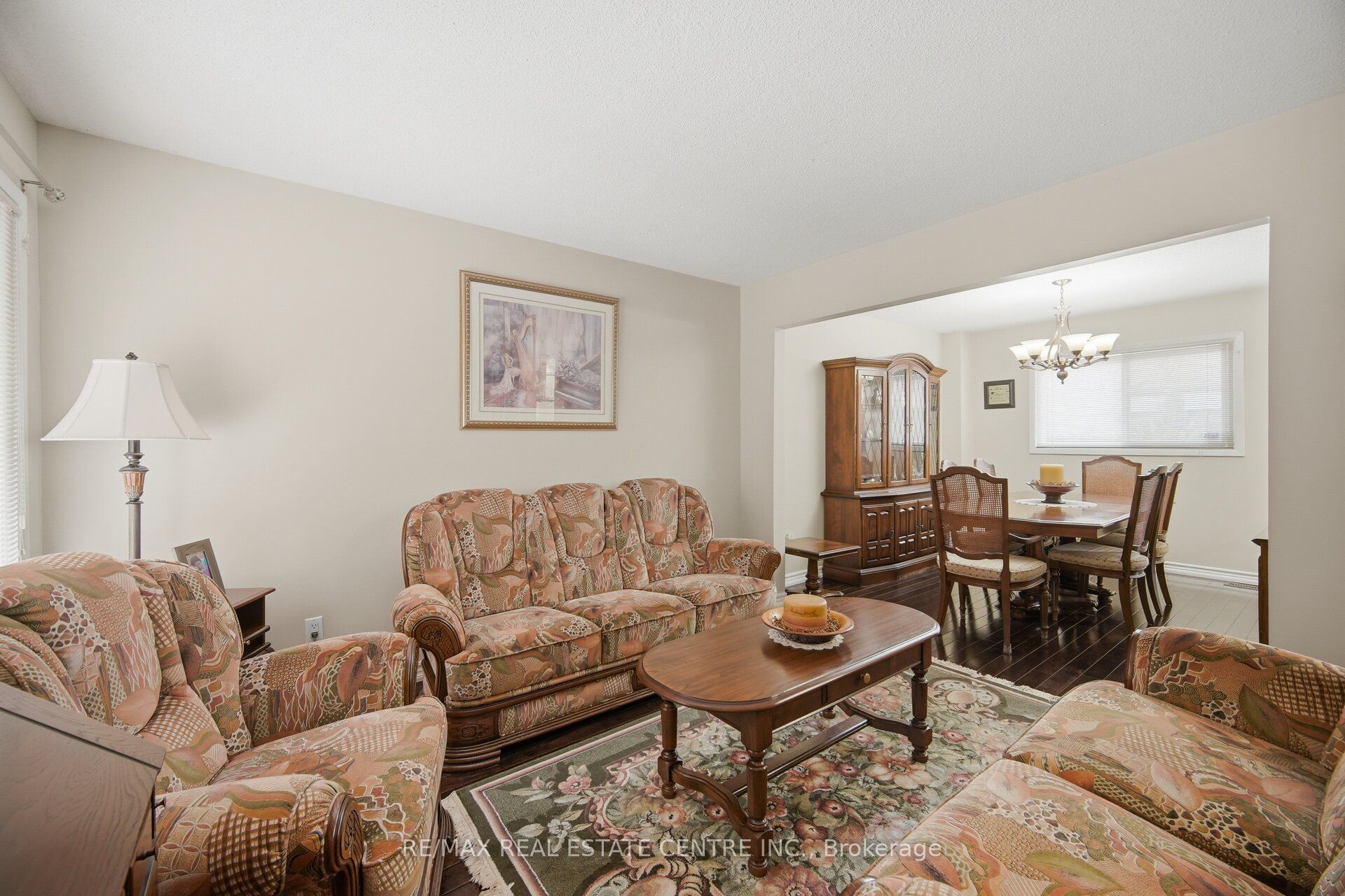 11 Sheringham Street Property Photo 9