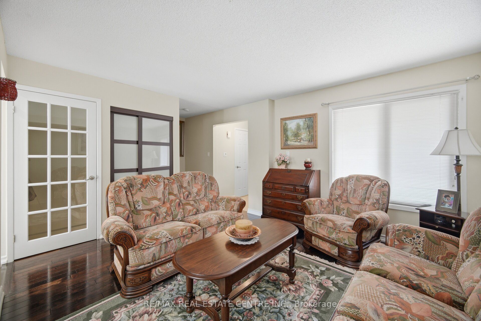 11 Sheringham Street Property Photo 10