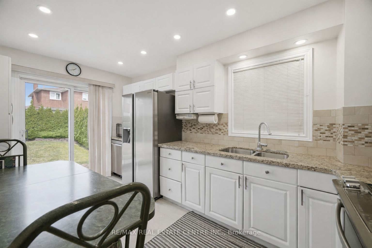 11 Sheringham Street Property Photo 15