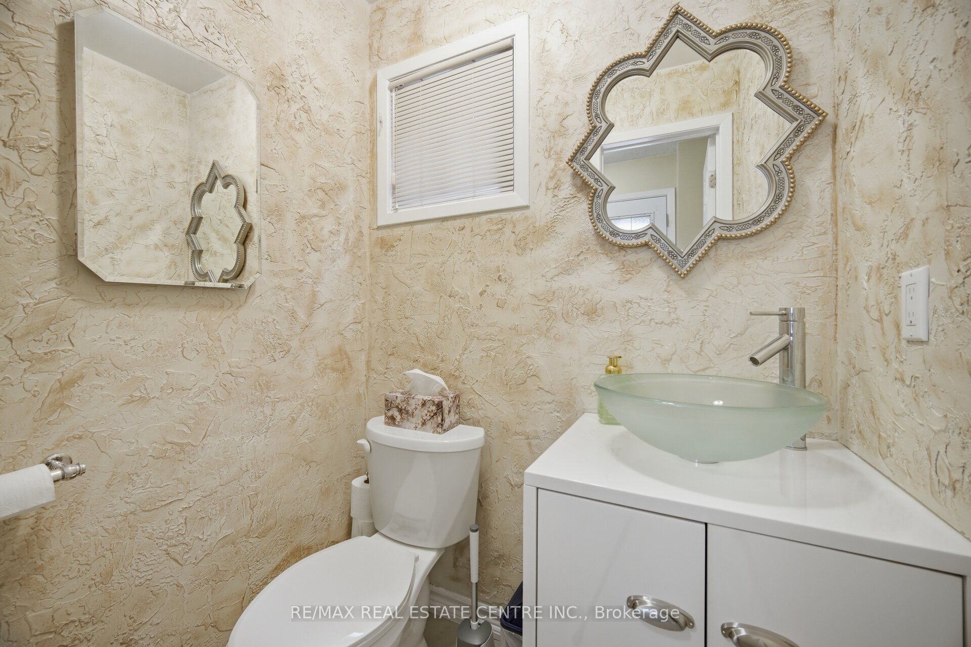 11 Sheringham Street Property Photo 18