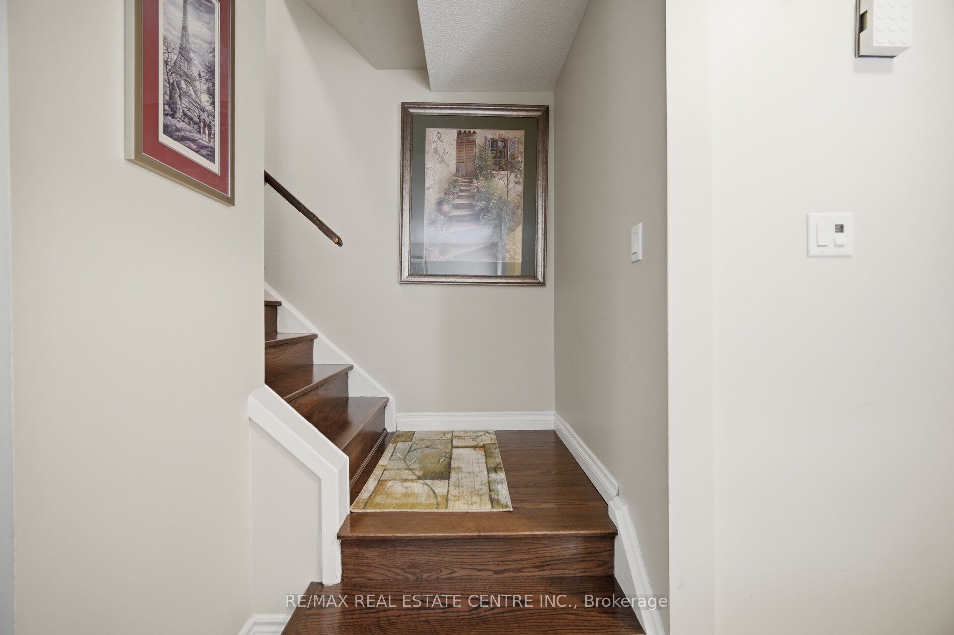 11 Sheringham Street Property Photo 19