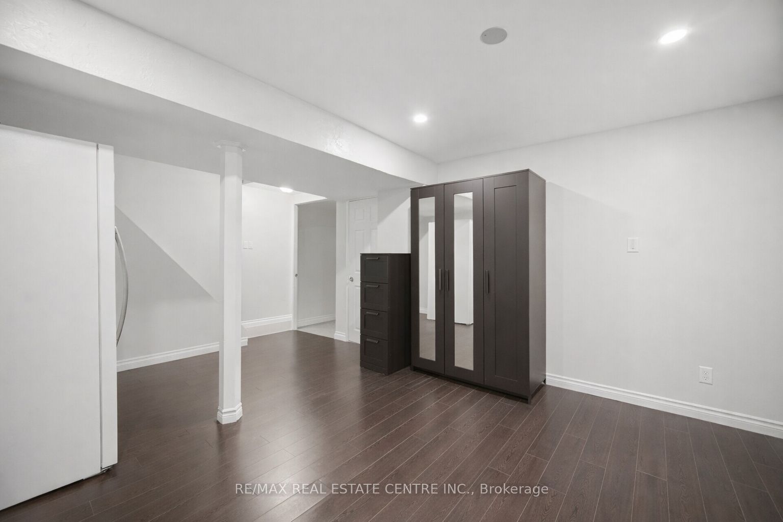 11 Sheringham Street Property Photo 31