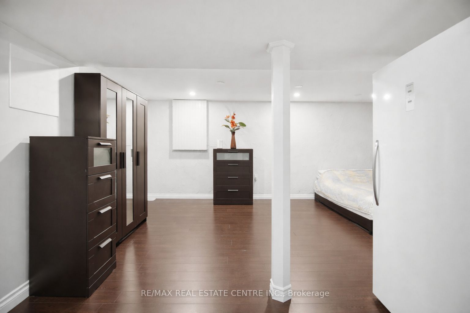 11 Sheringham Street Property Photo 33