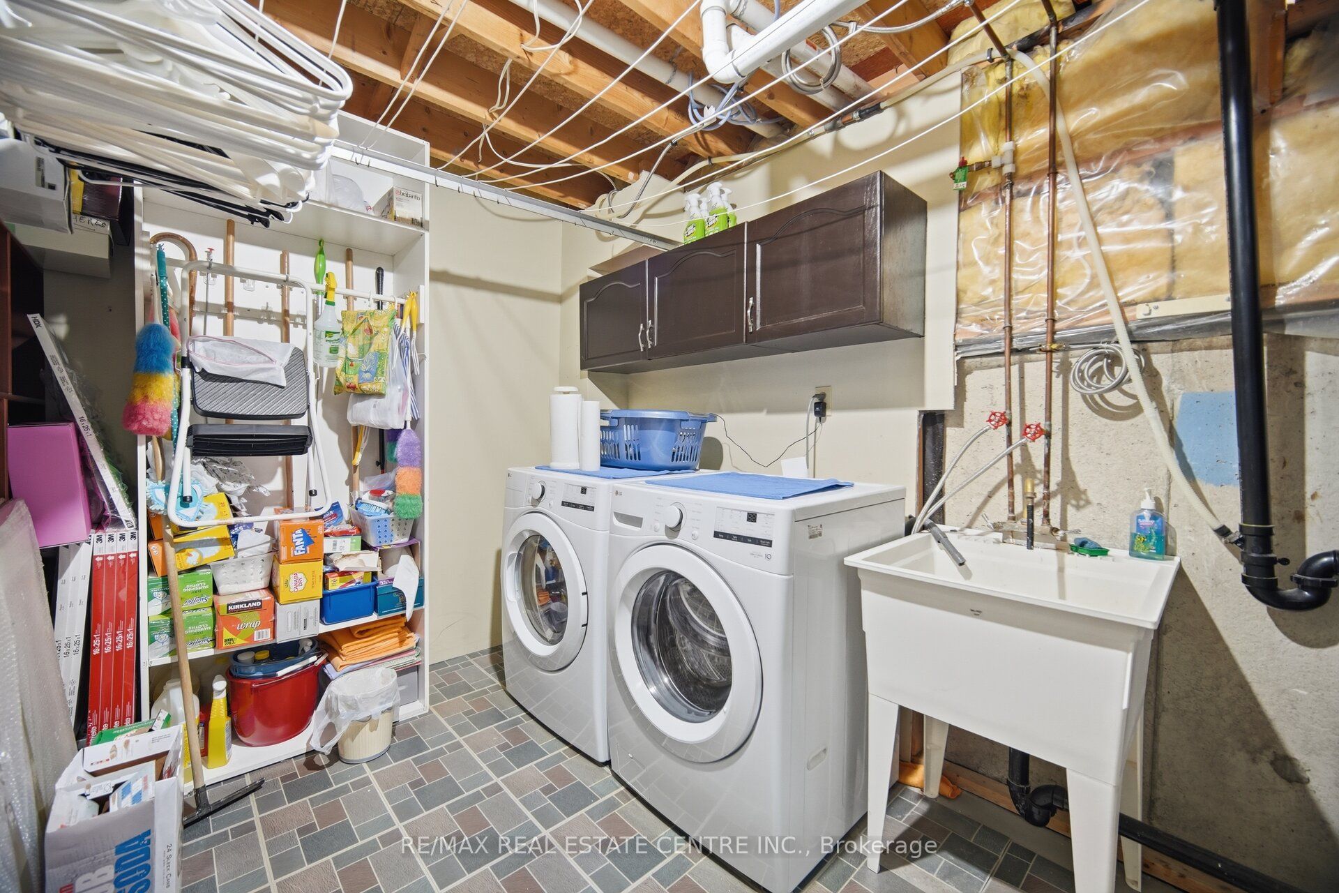 11 Sheringham Street Property Photo 38