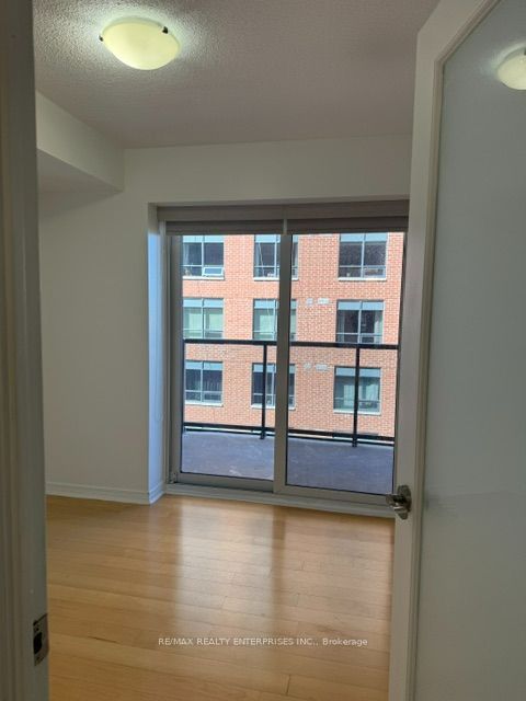 61 Heintzman Street 1310 Property Photo 18