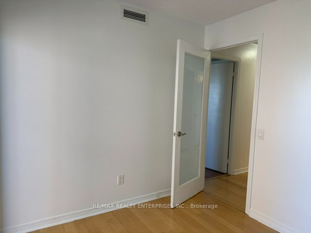 61 Heintzman Street 1310 Property Photo 19