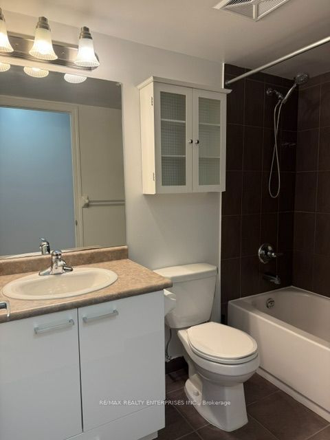 61 Heintzman Street 1310 Property Photo 22
