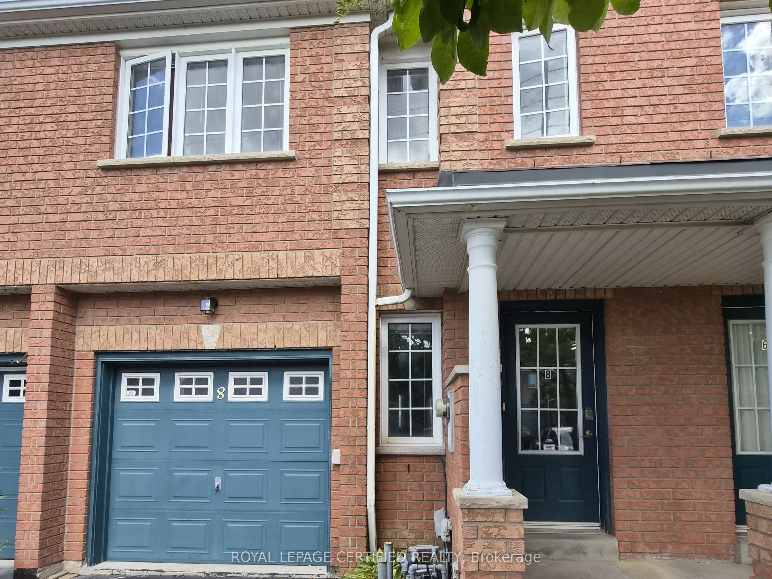 8 James Street Property Photo 1