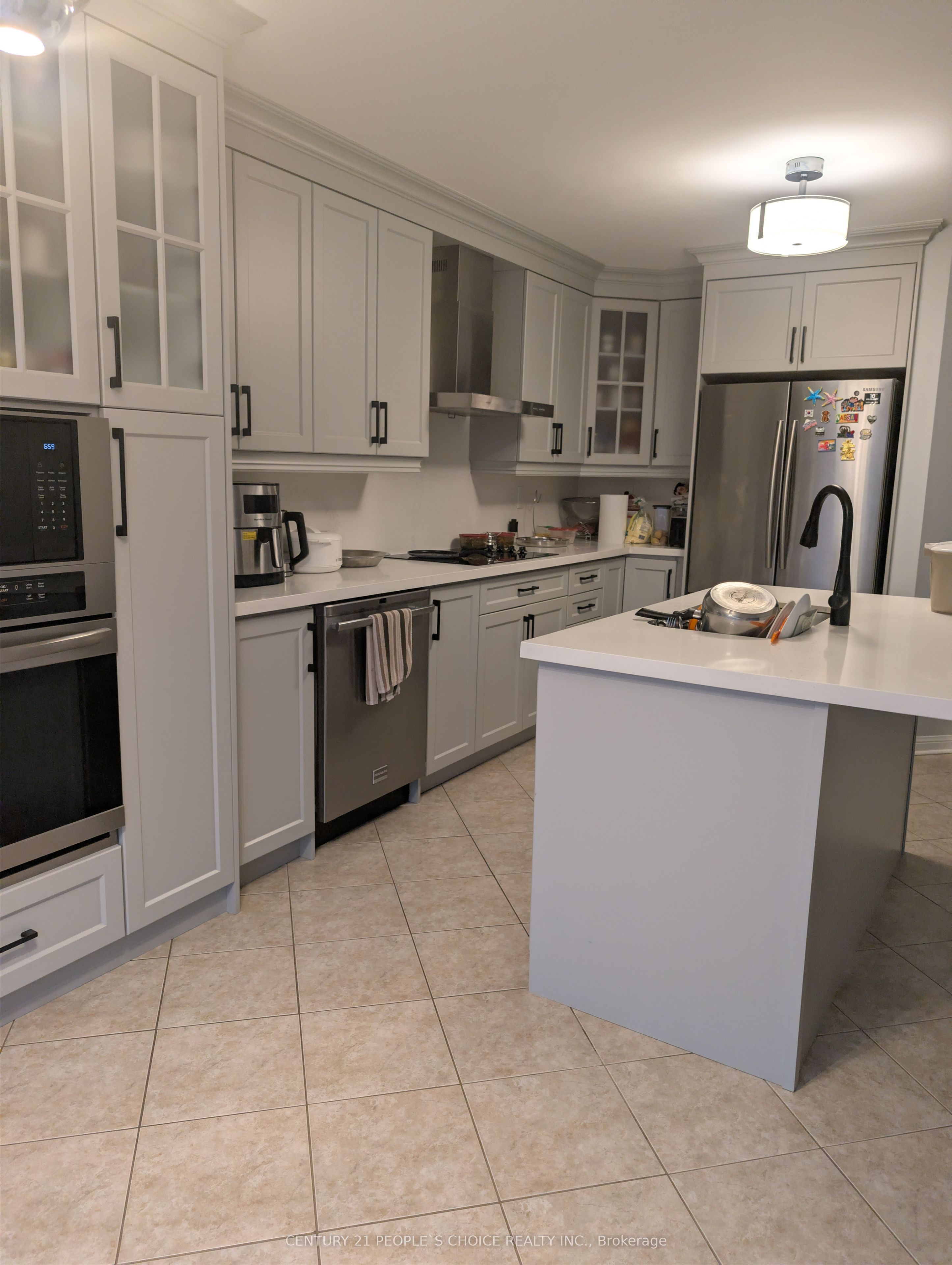 228 Fandango Drive Property Photo 5