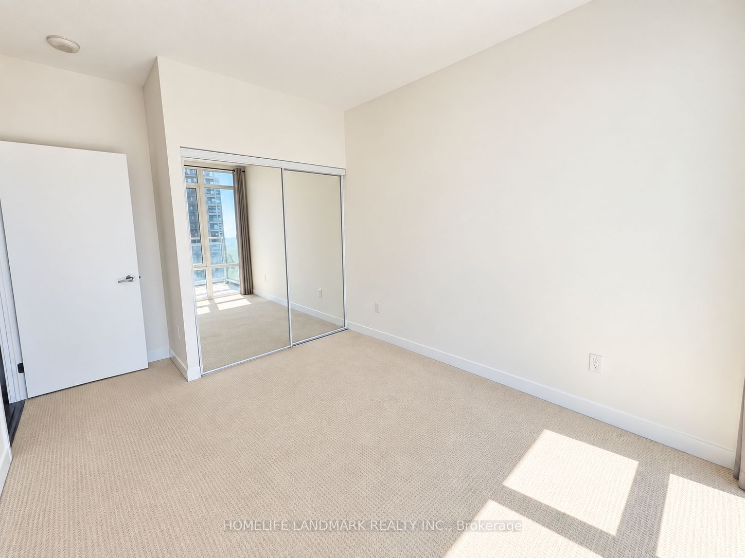 360 Square One Drive 1306 Property Photo 11