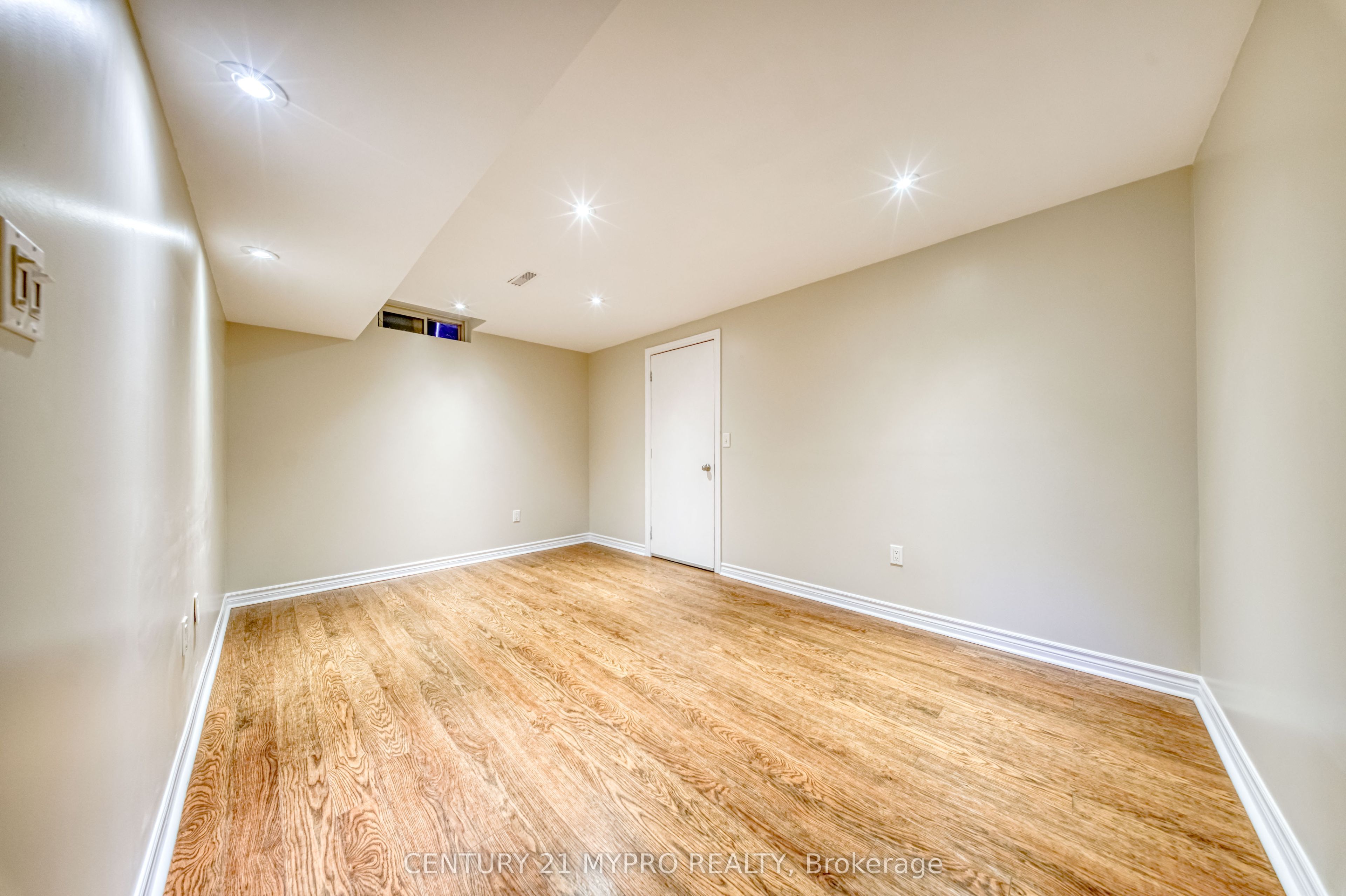 877 Trudeau Drive Property Photo 26