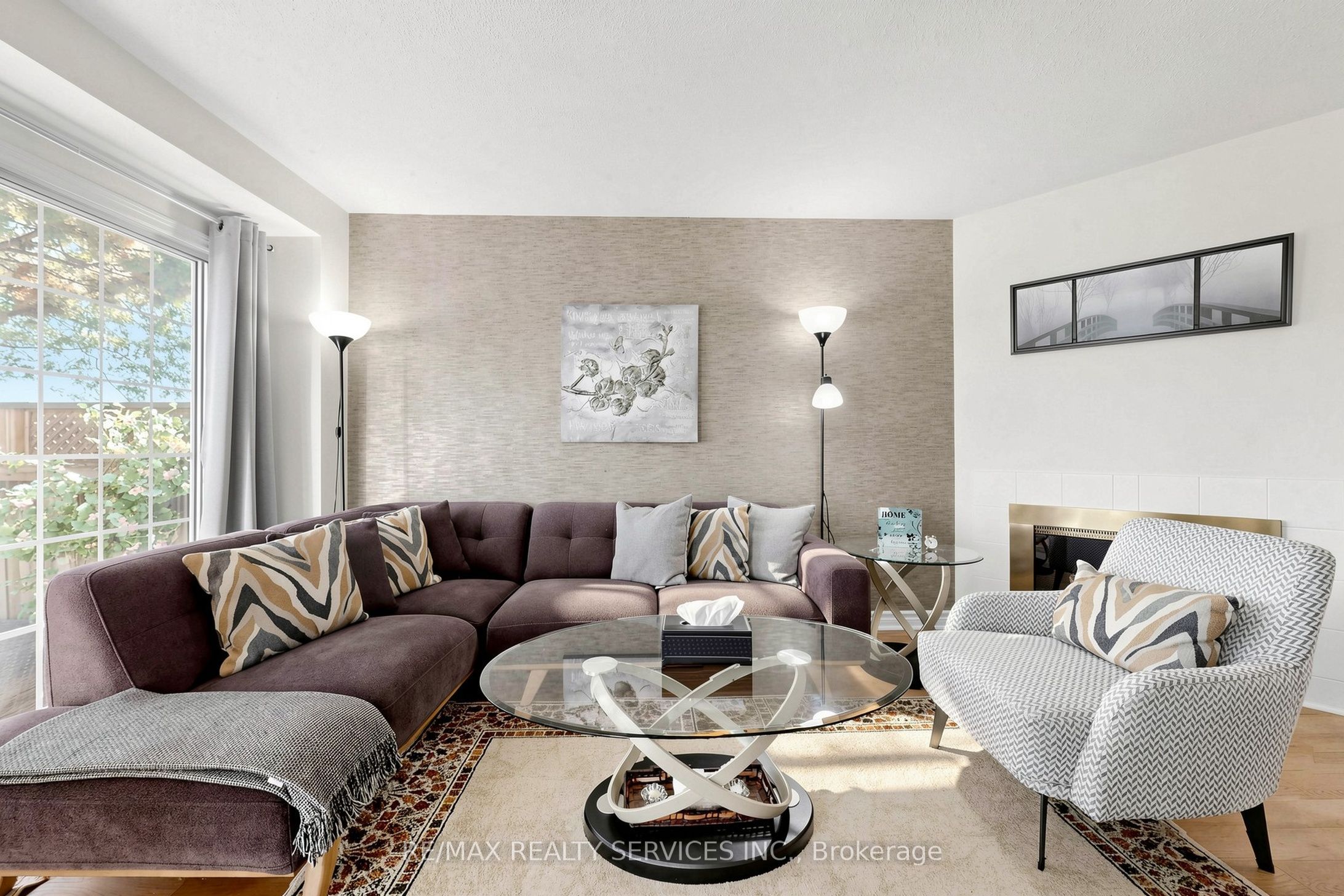 74 Heathcliffe Square Property Photo 9