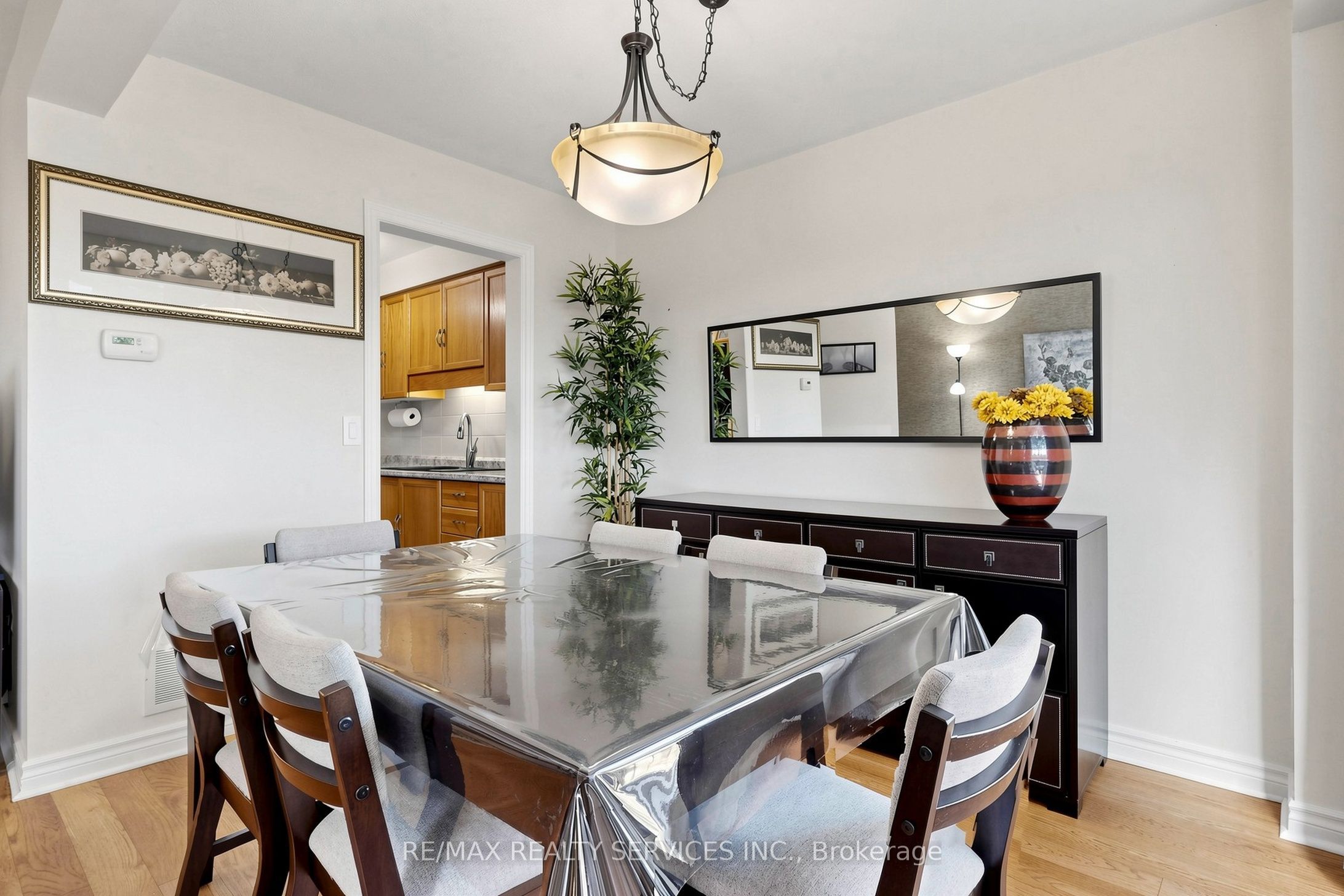 74 Heathcliffe Square Property Photo 17