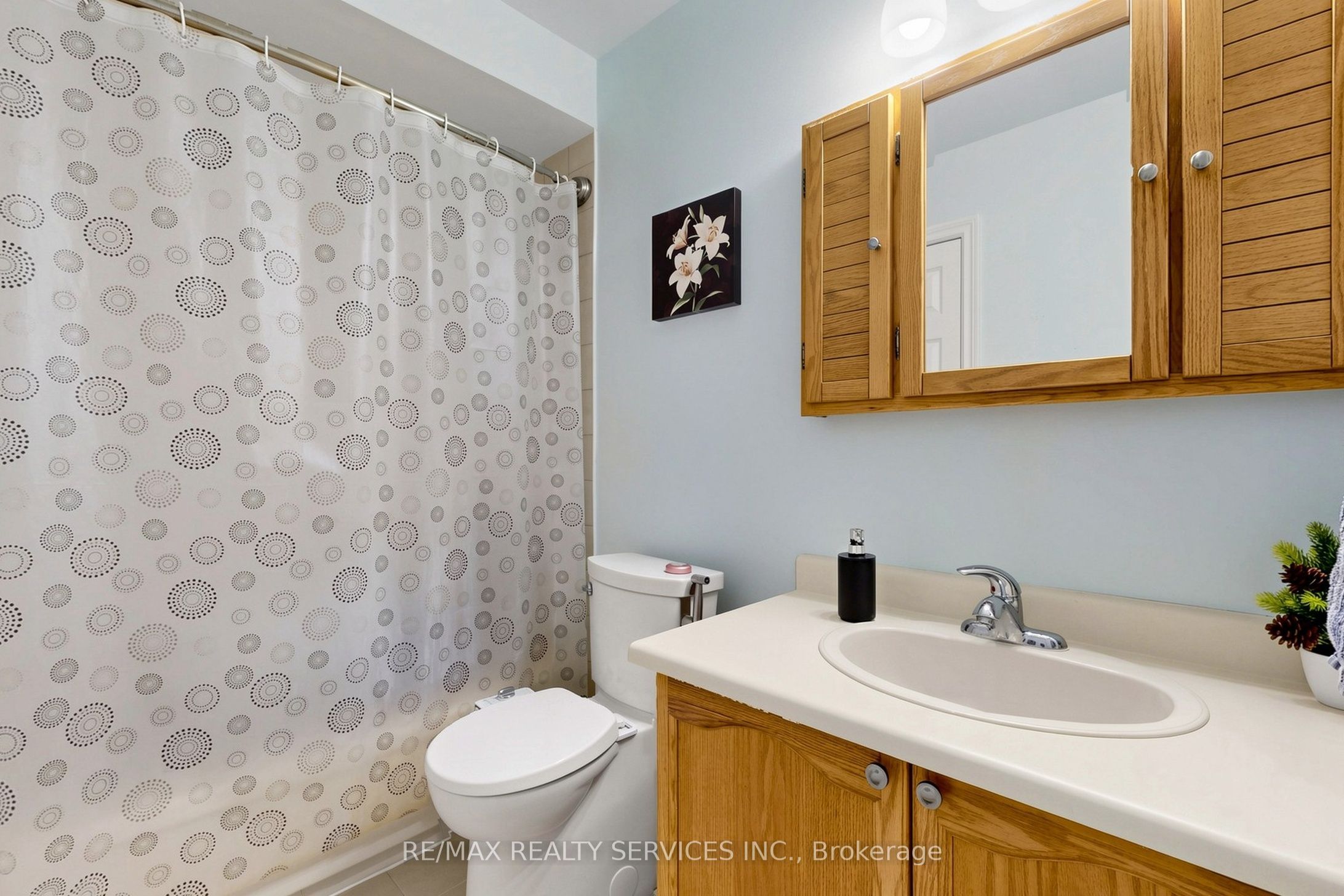 74 Heathcliffe Square Property Photo 24