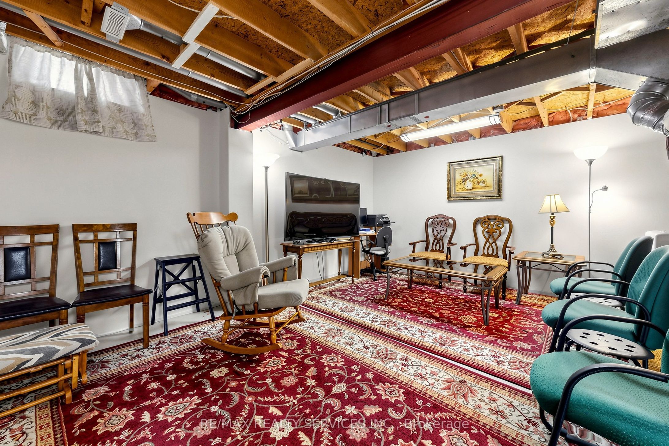 74 Heathcliffe Square Property Photo 33