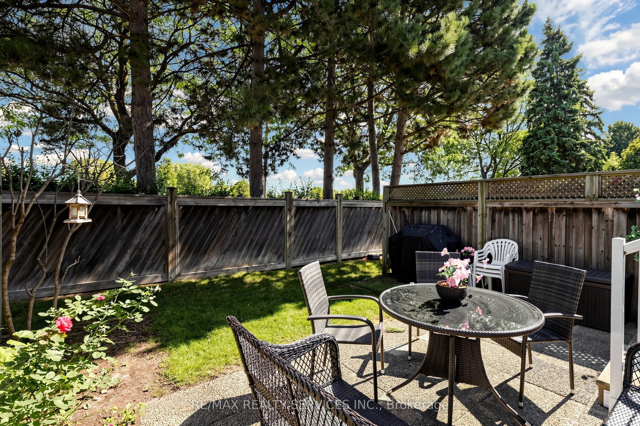 74 Heathcliffe Square Property Photo 35