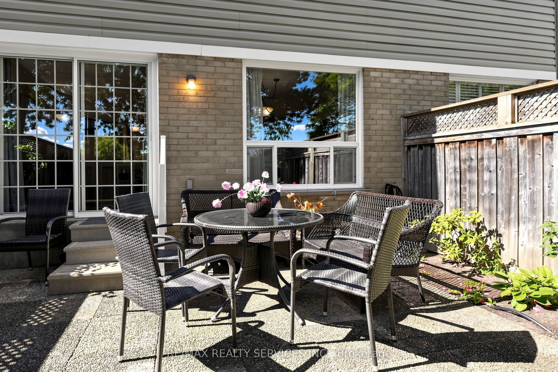 74 Heathcliffe Square Property Photo 36