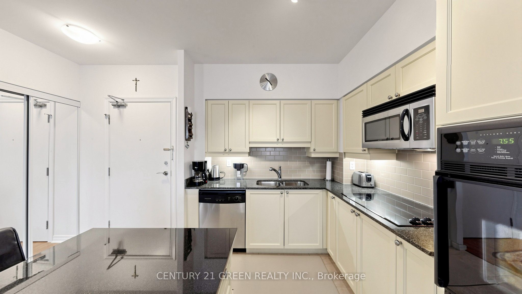 830 Scollard Court 311 Property Photo 15