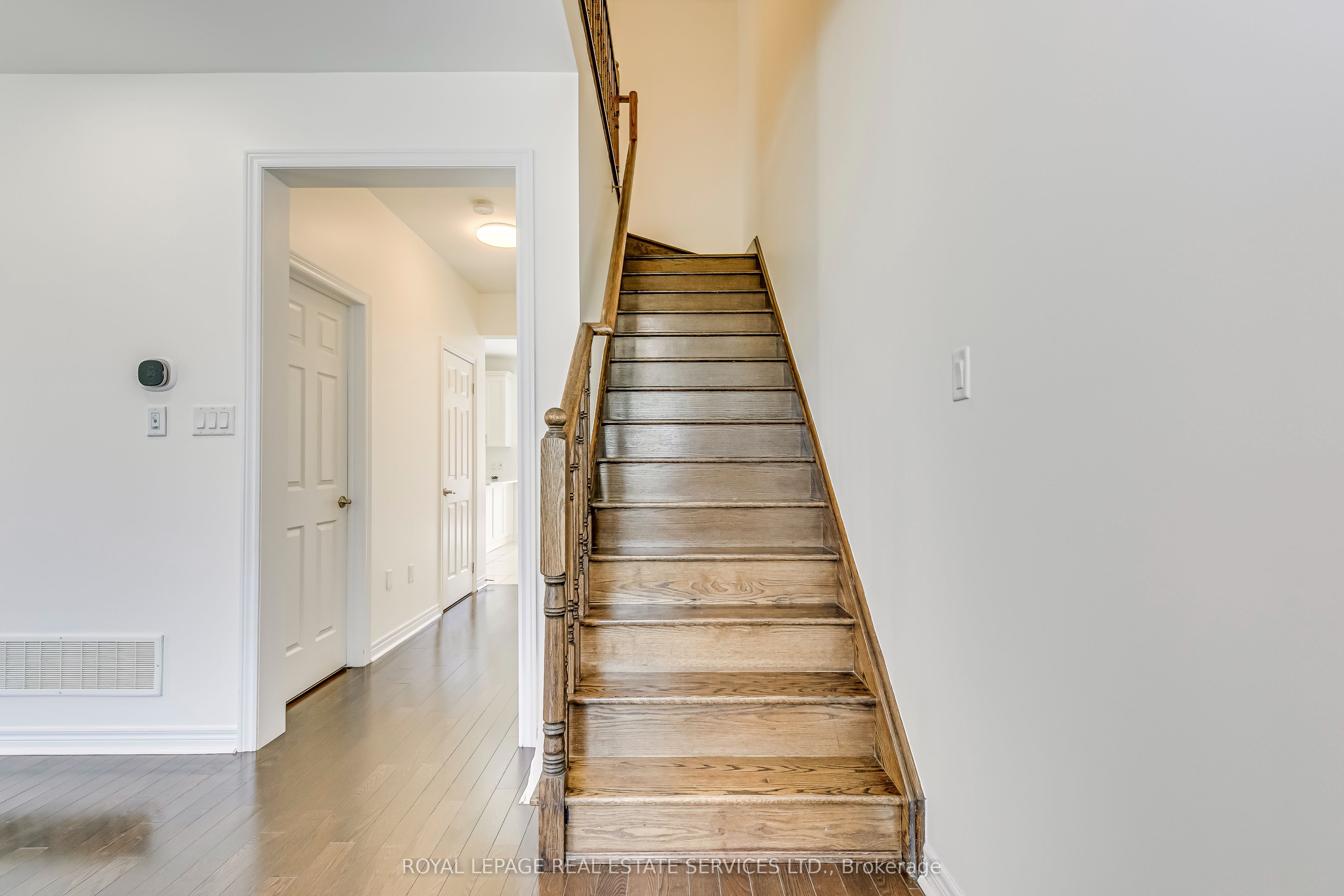 3072 Eberly Woods Drive Property Photo 24