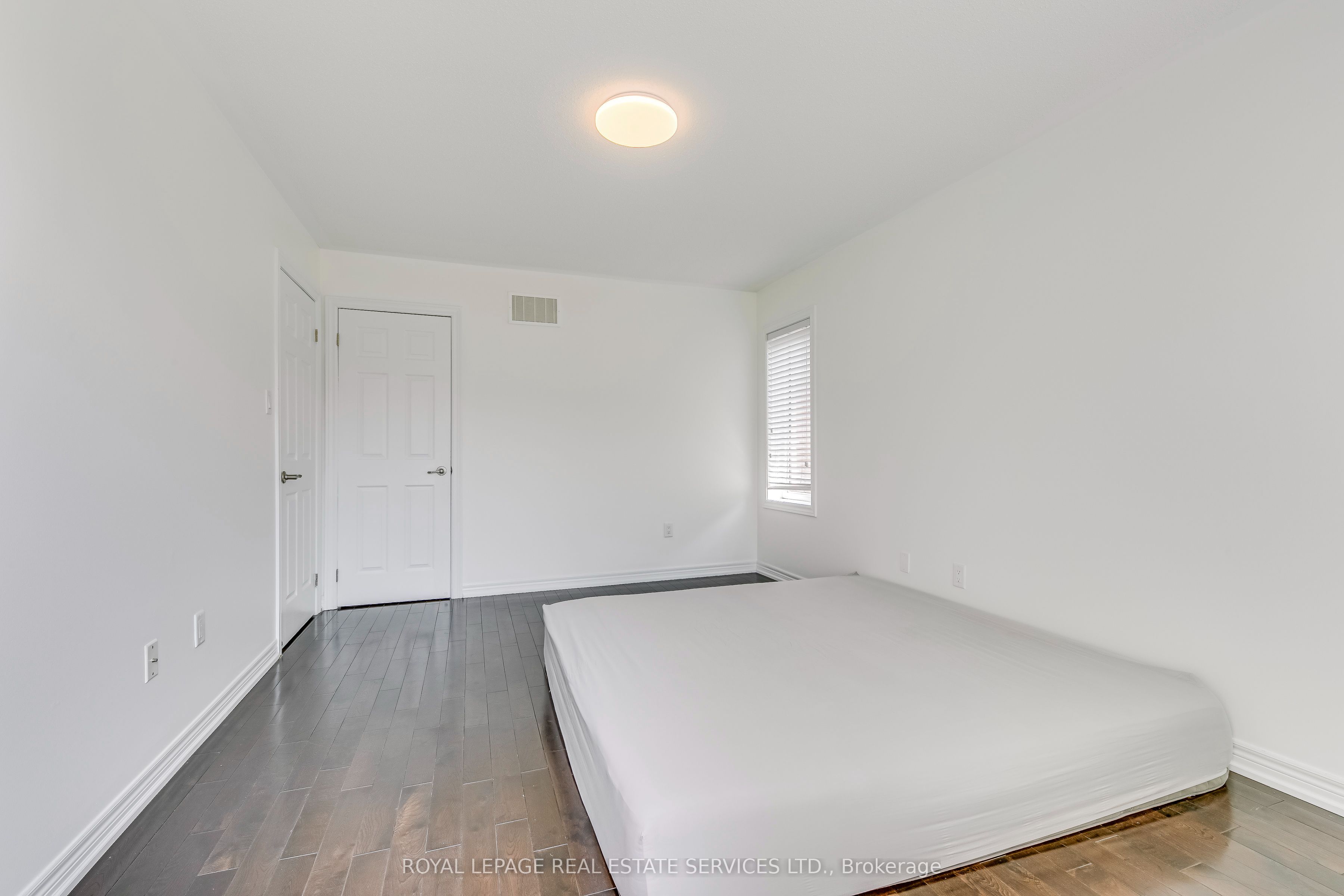 3072 Eberly Woods Drive Property Photo 27