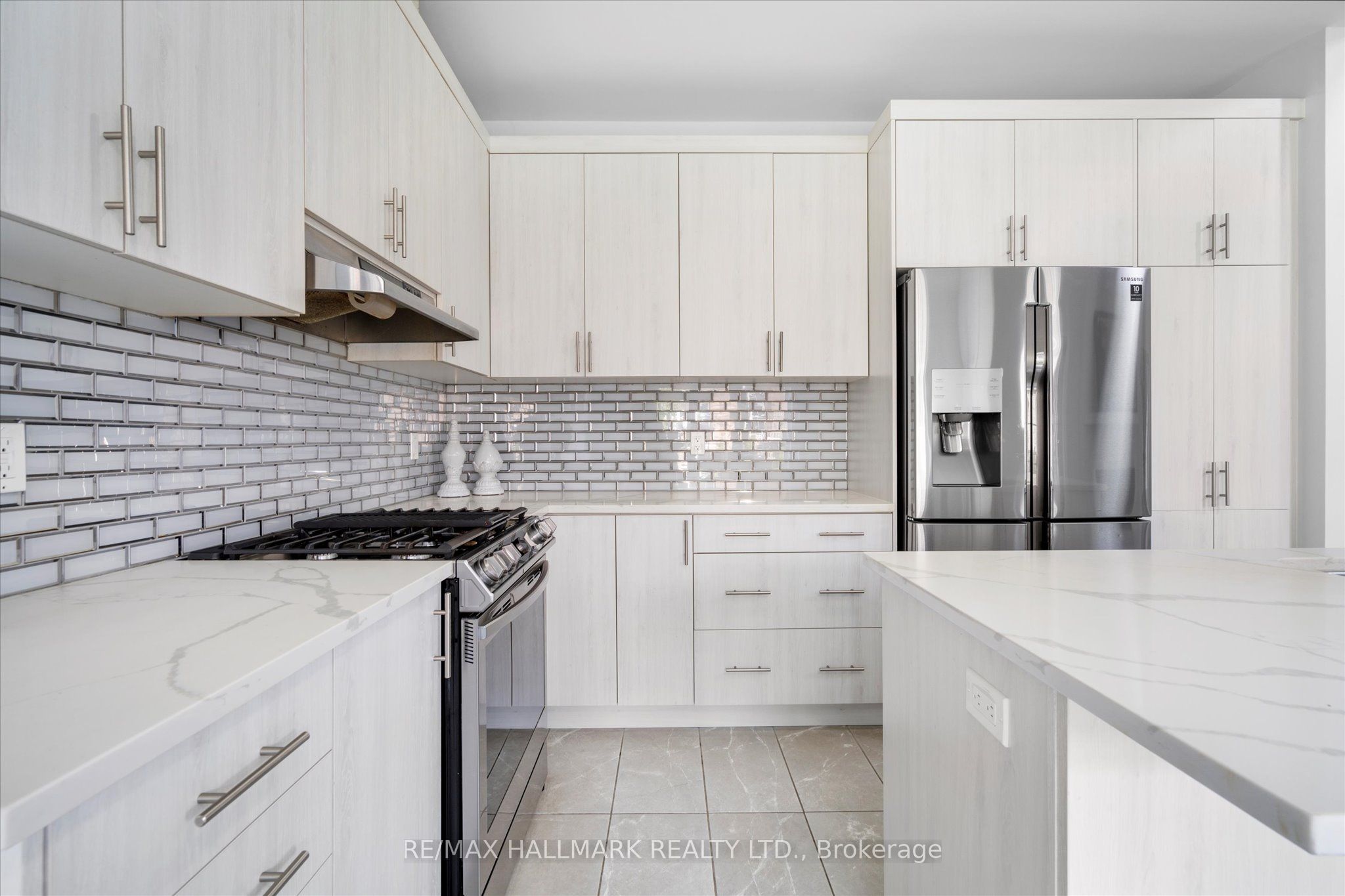 13 Tea Rose Road Property Photo 15