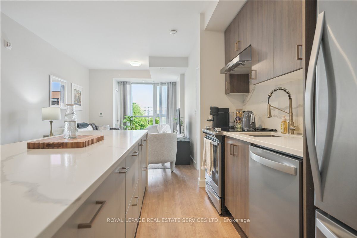 168 Sabina Drive 211 Property Photo 16
