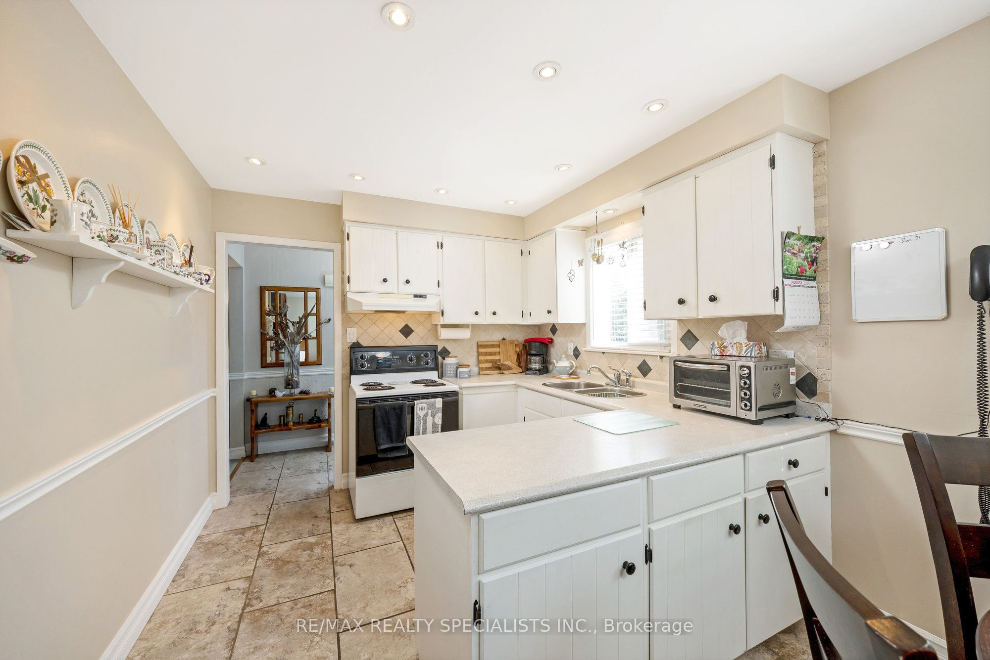 6356 Chaumont Crescent Property Photo 13