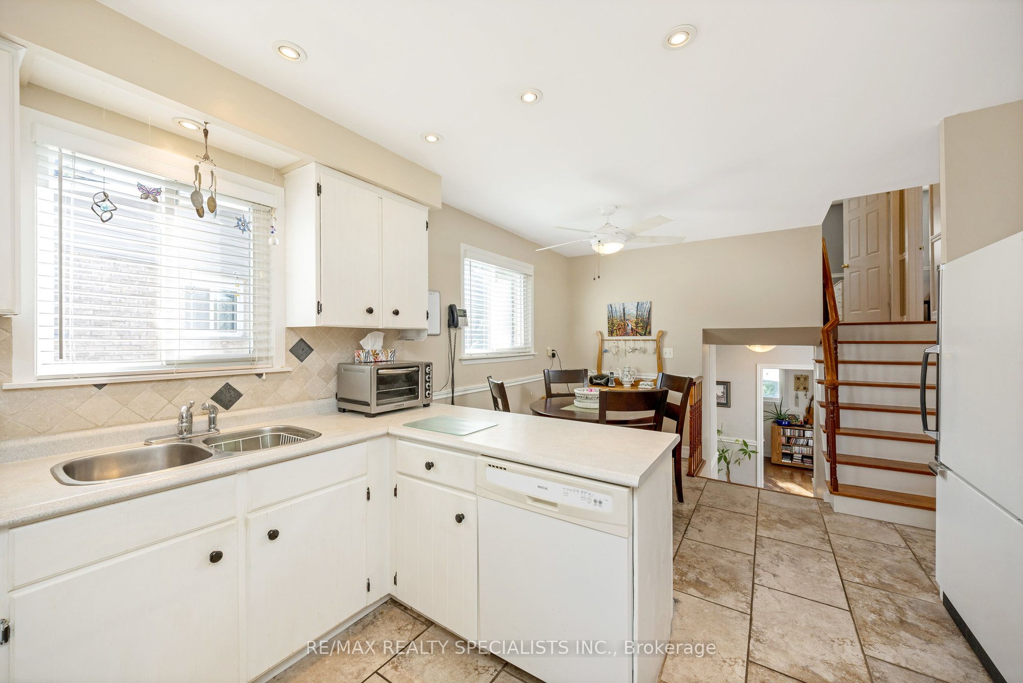 6356 Chaumont Crescent Property Photo 15