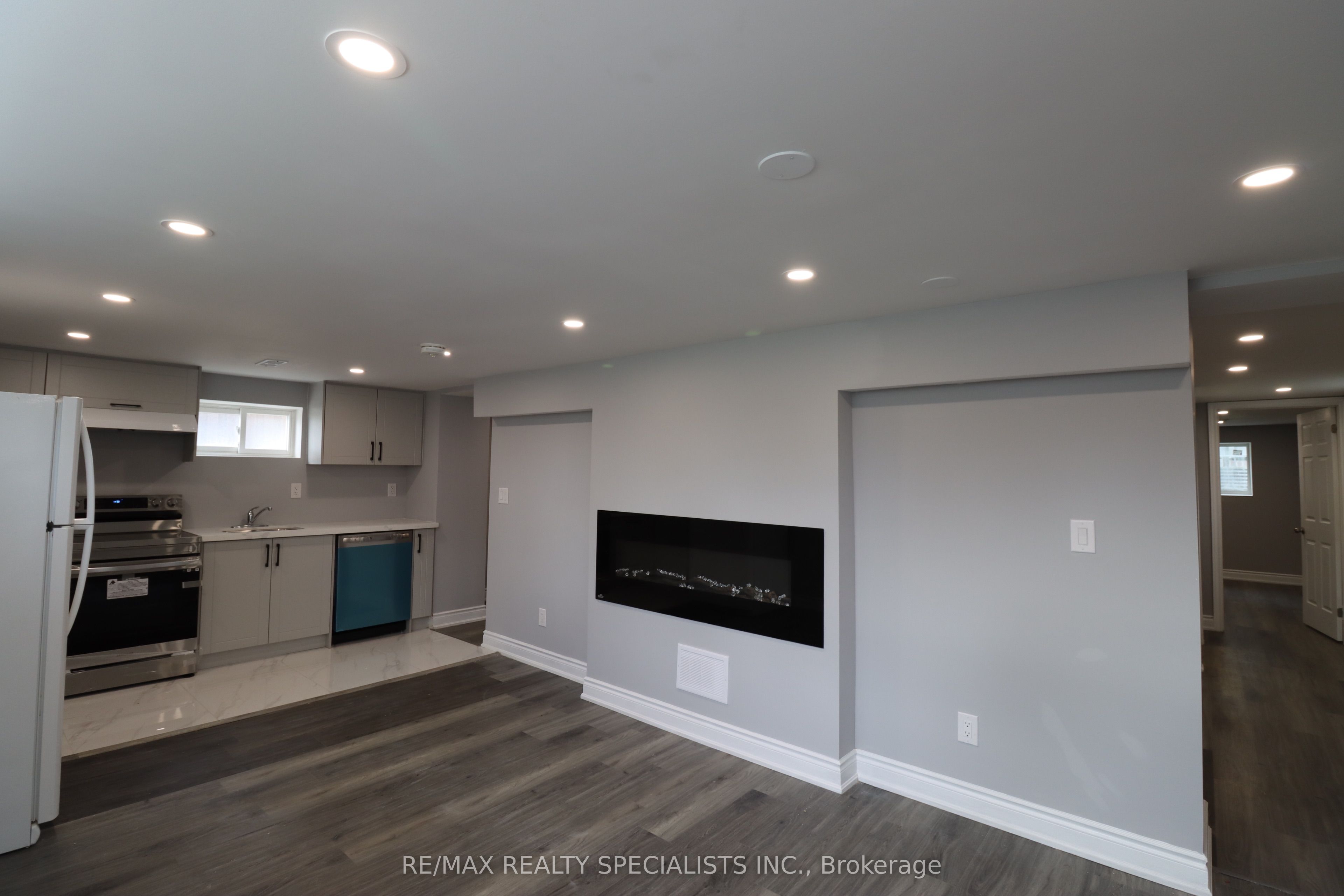 81 Gretna Drive Property Photo 2