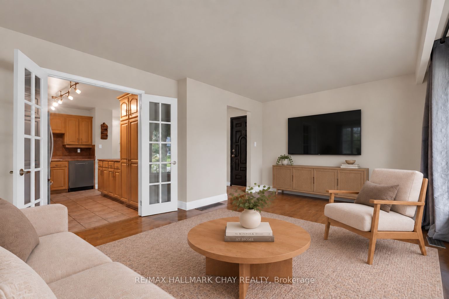 21 Ontario Street Property Photo 13