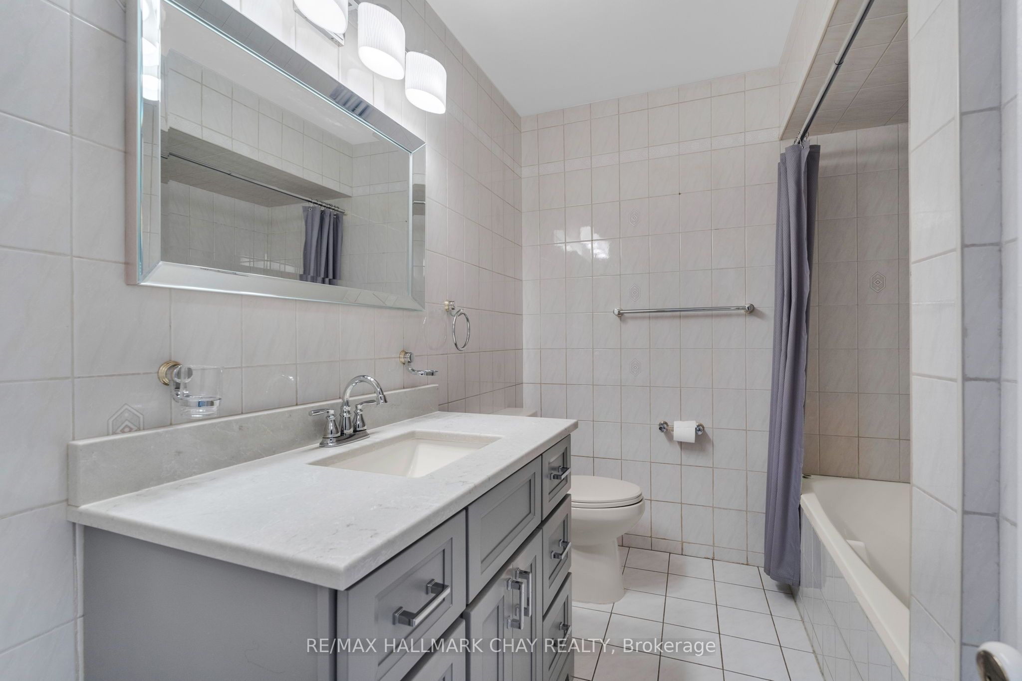 21 Ontario Street Property Photo 17