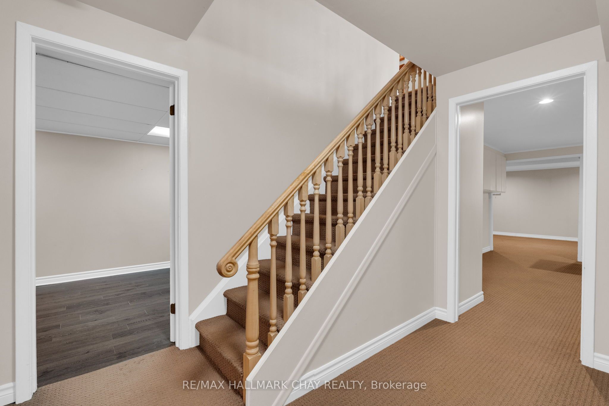 21 Ontario Street Property Photo 19
