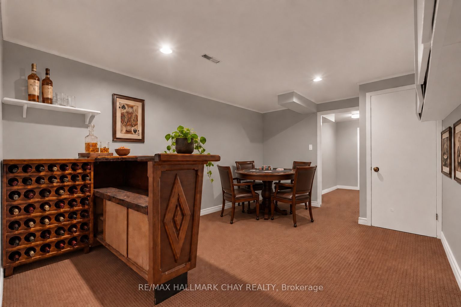 21 Ontario Street Property Photo 23