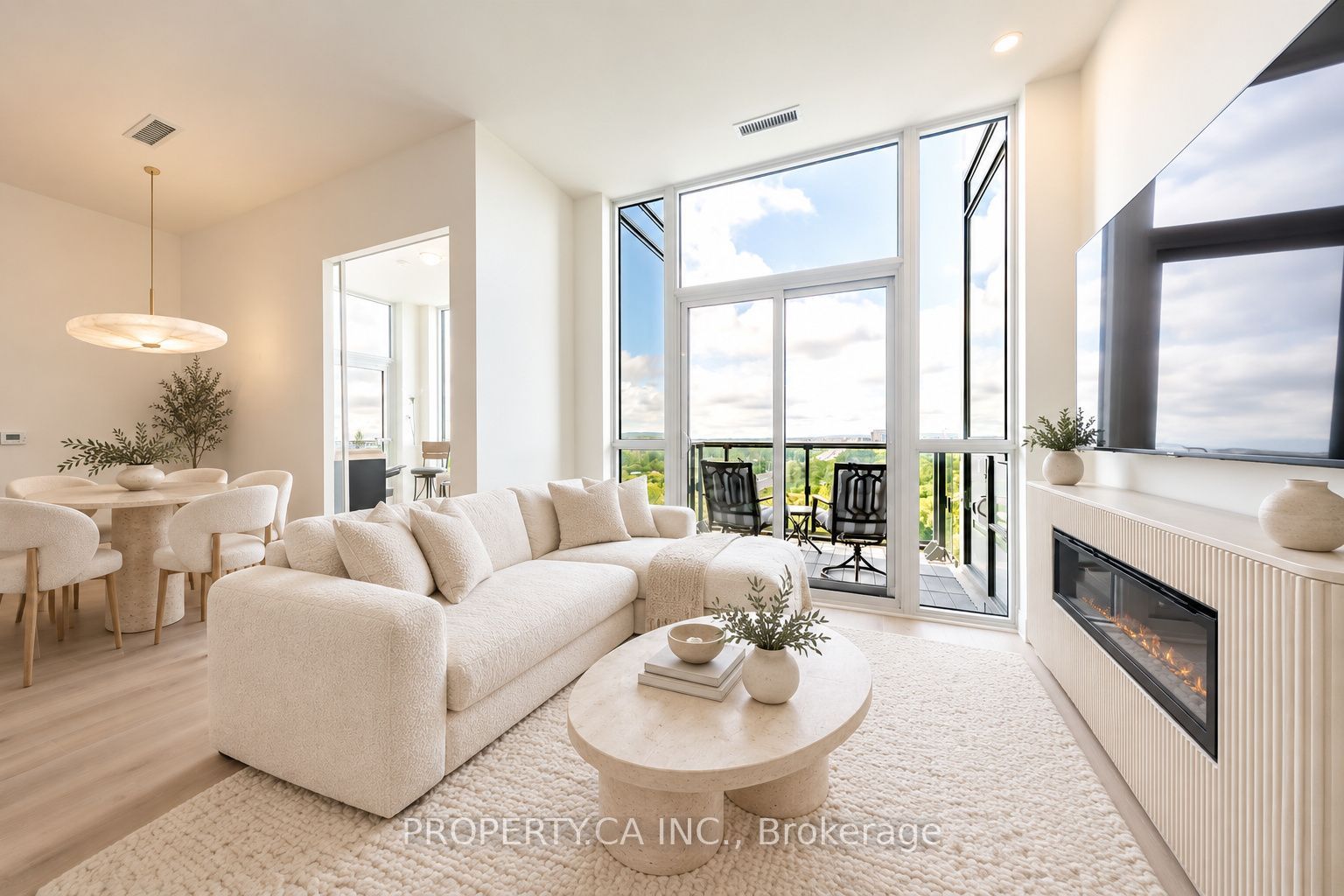 509 Dundas Street W 801 Property Photo 1