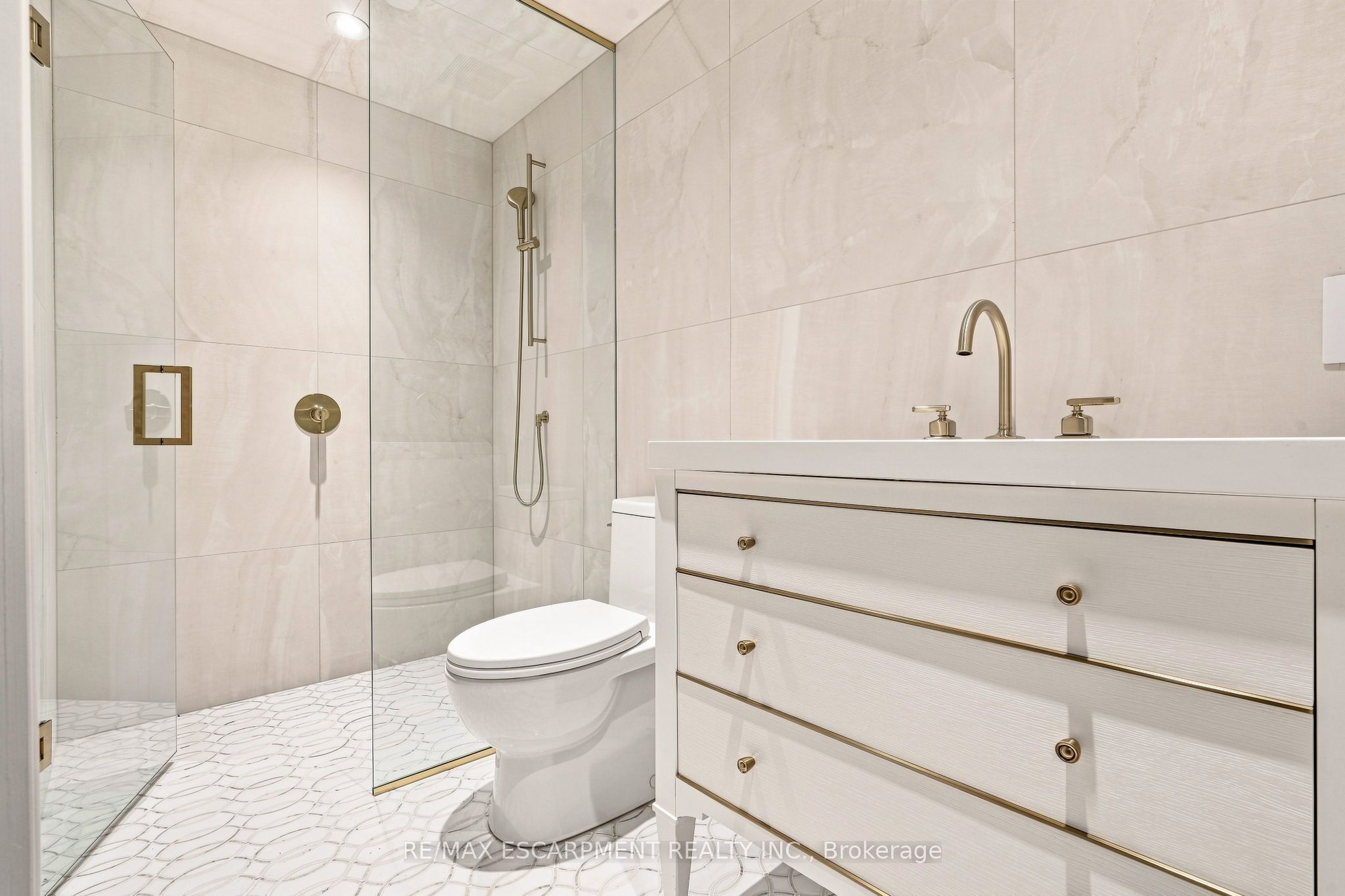 3320 Guelph Line Property Photo 39