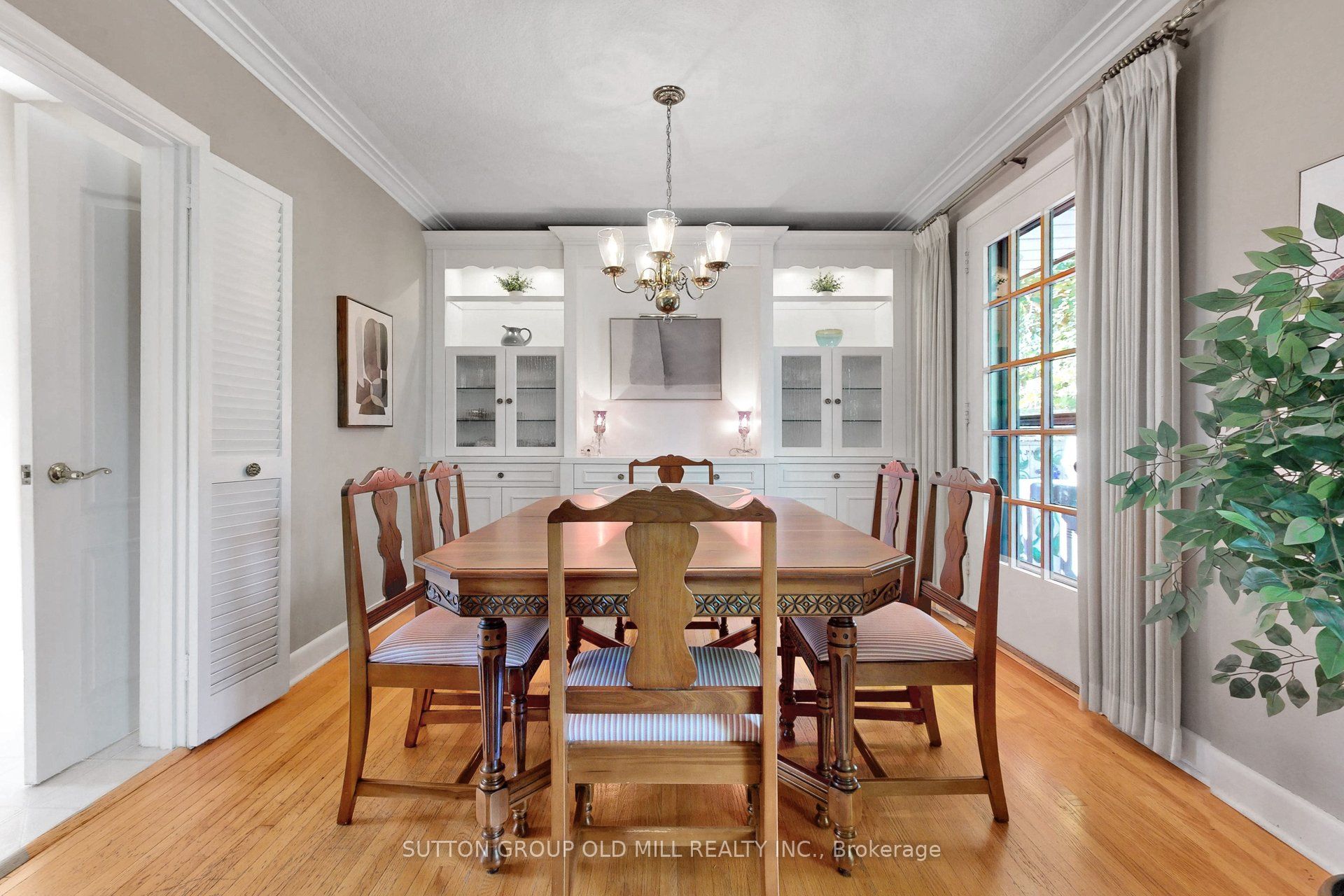 4 Ravenscrest Drive Property Photo 15