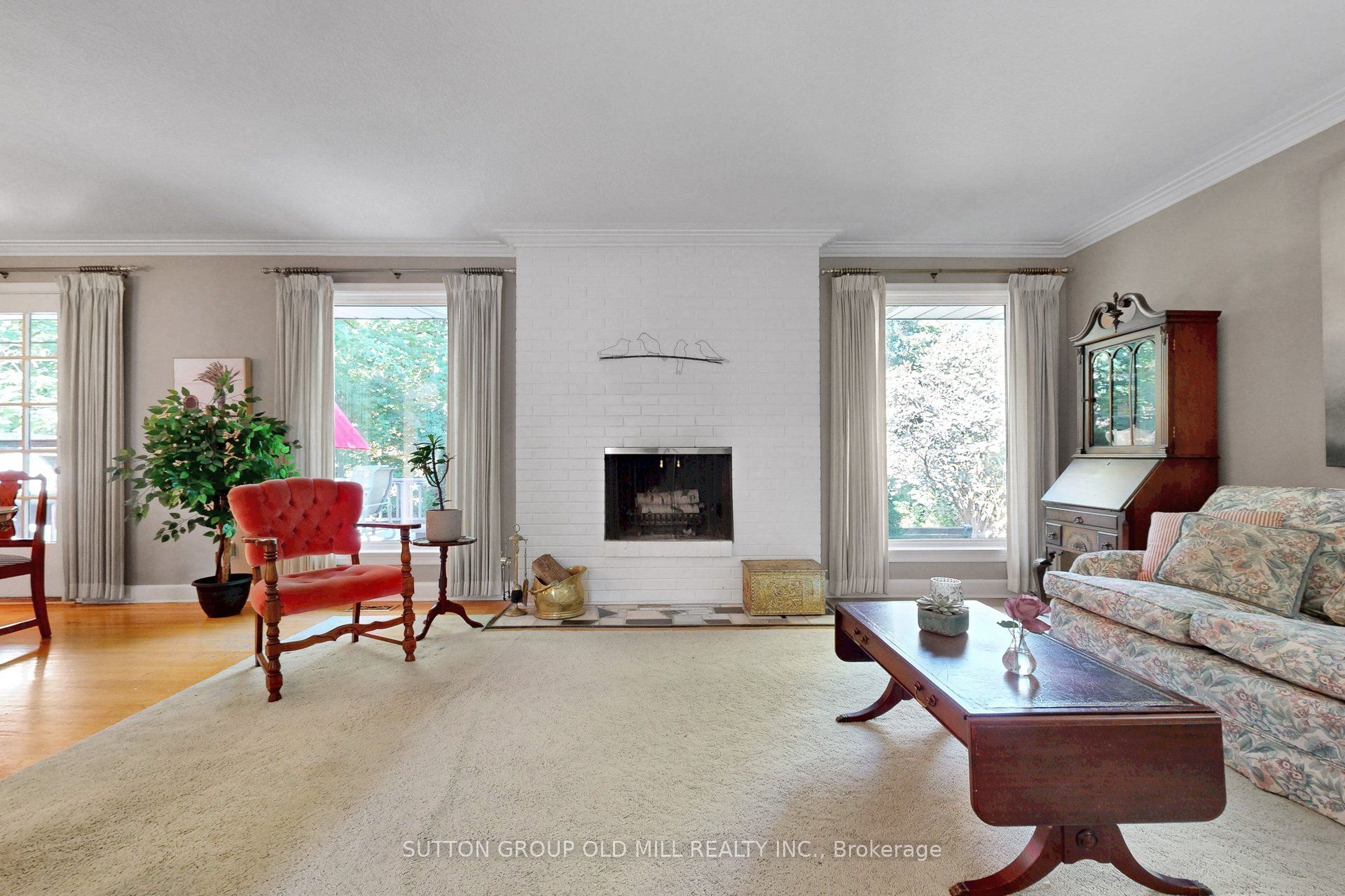 4 Ravenscrest Drive Property Photo 16