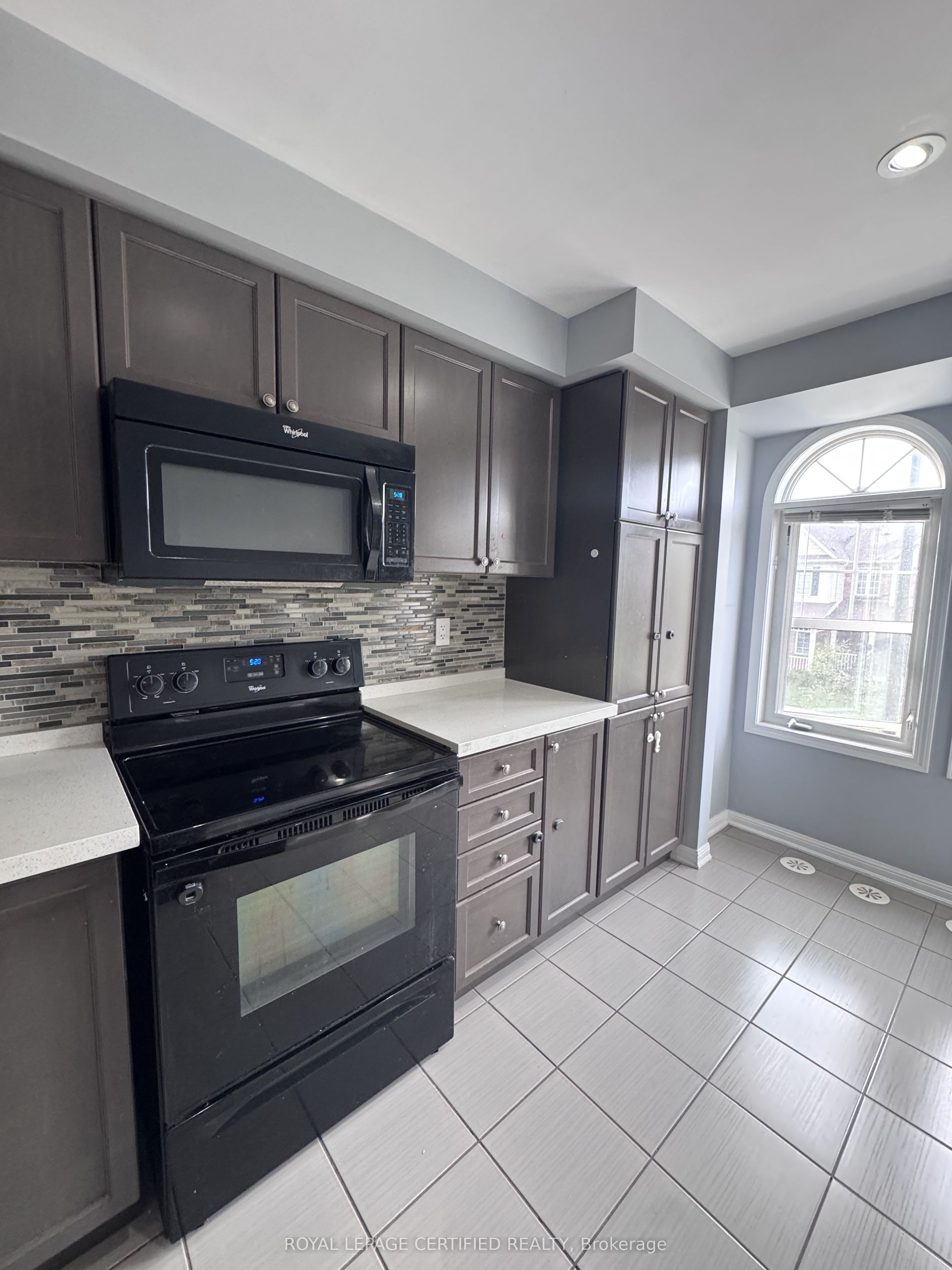 244 Mortimer Crescent Property Photo 17