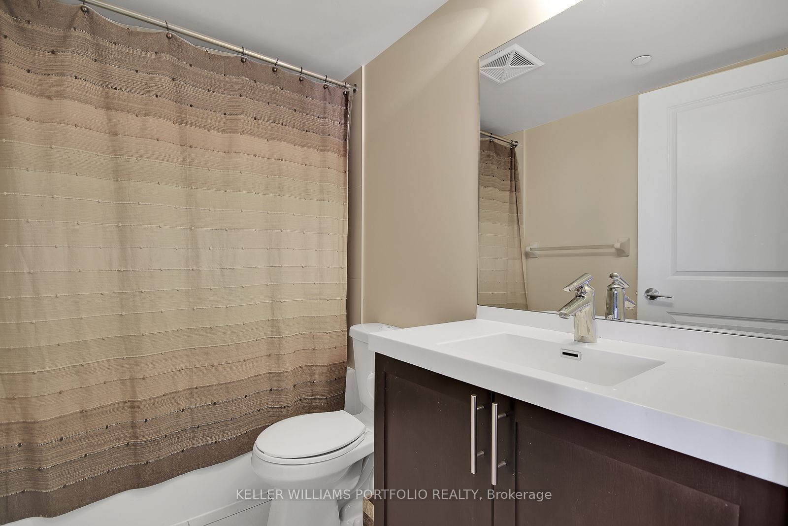 6 Eva Road 509 Property Photo 4