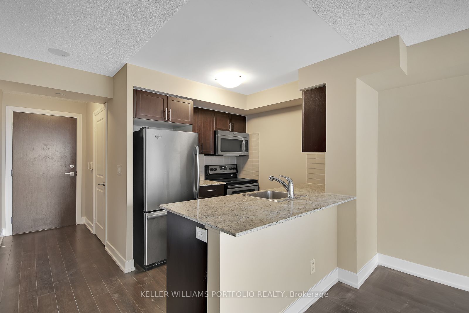 6 Eva Road 509 Property Photo 10