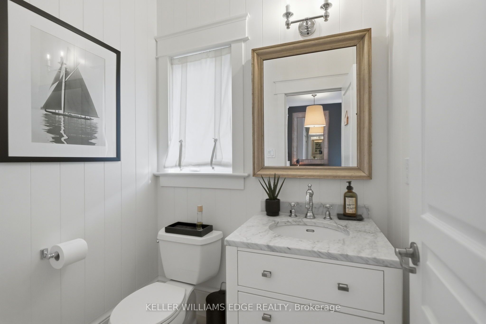 3202 Saltaire Crescent Property Photo 5