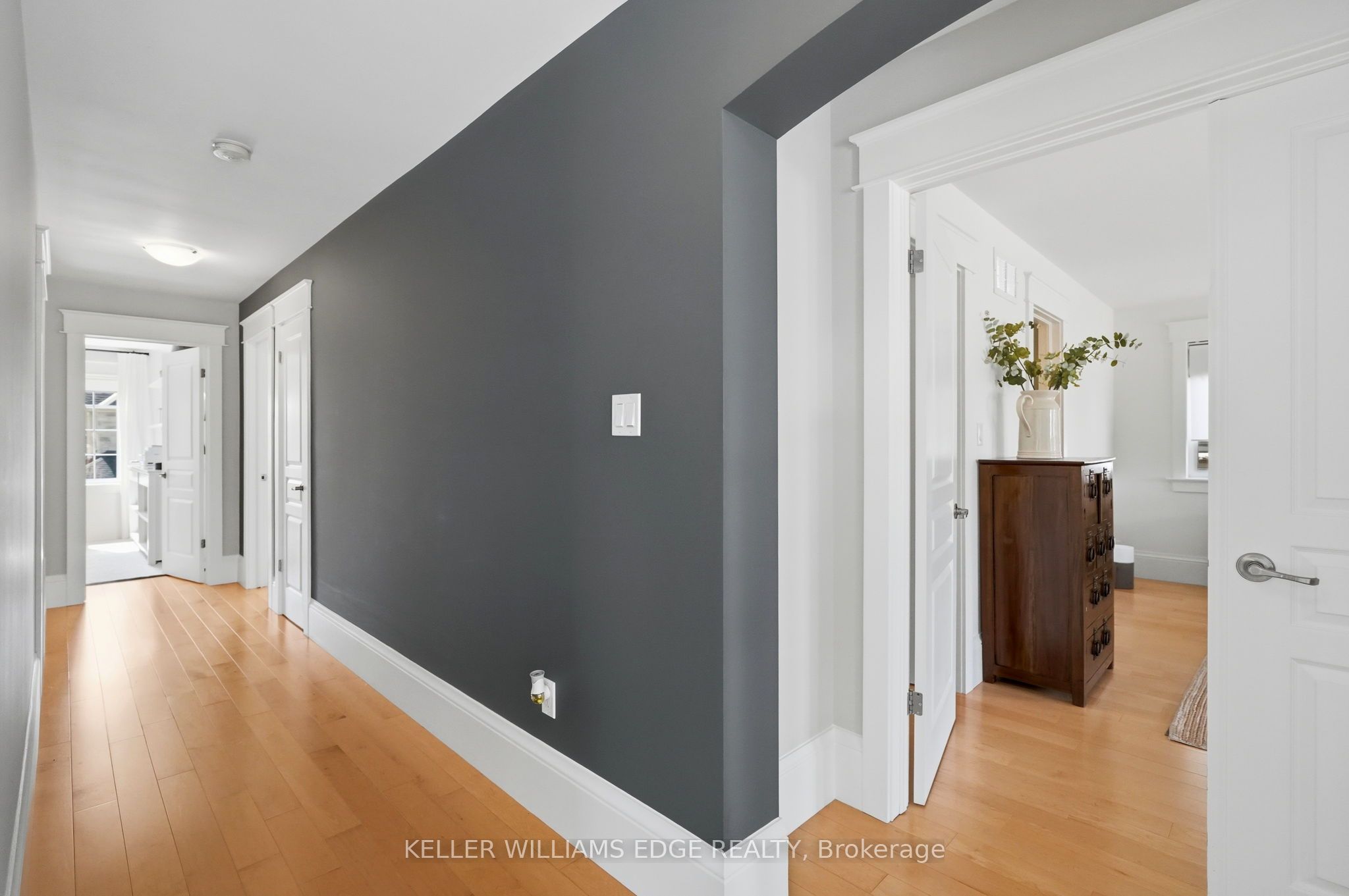 3202 Saltaire Crescent Property Photo 17