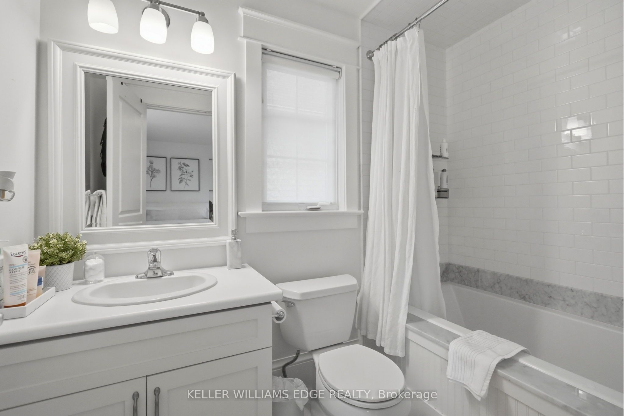 3202 Saltaire Crescent Property Photo 37
