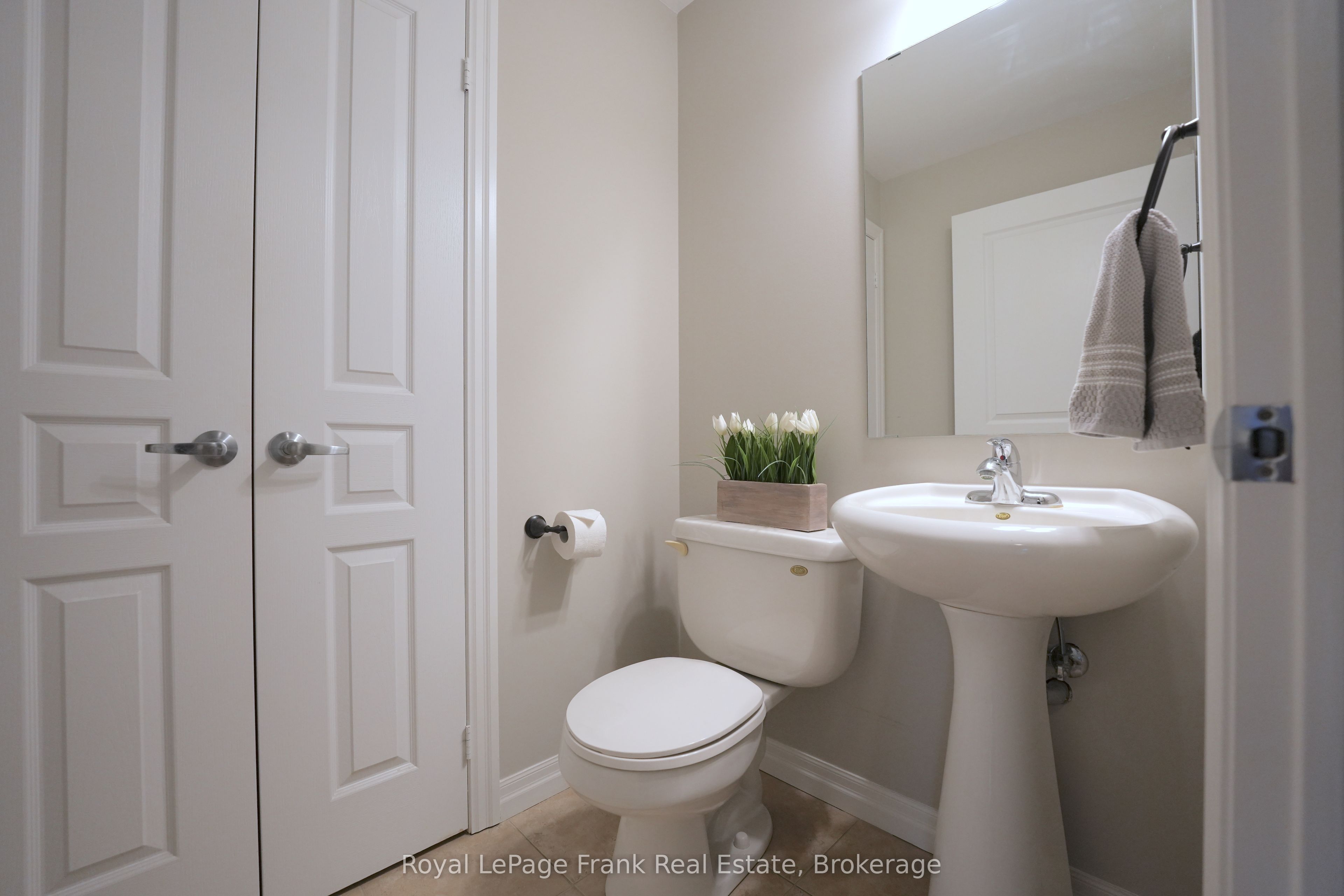 225 Webb Drive 3410 Property Photo 9