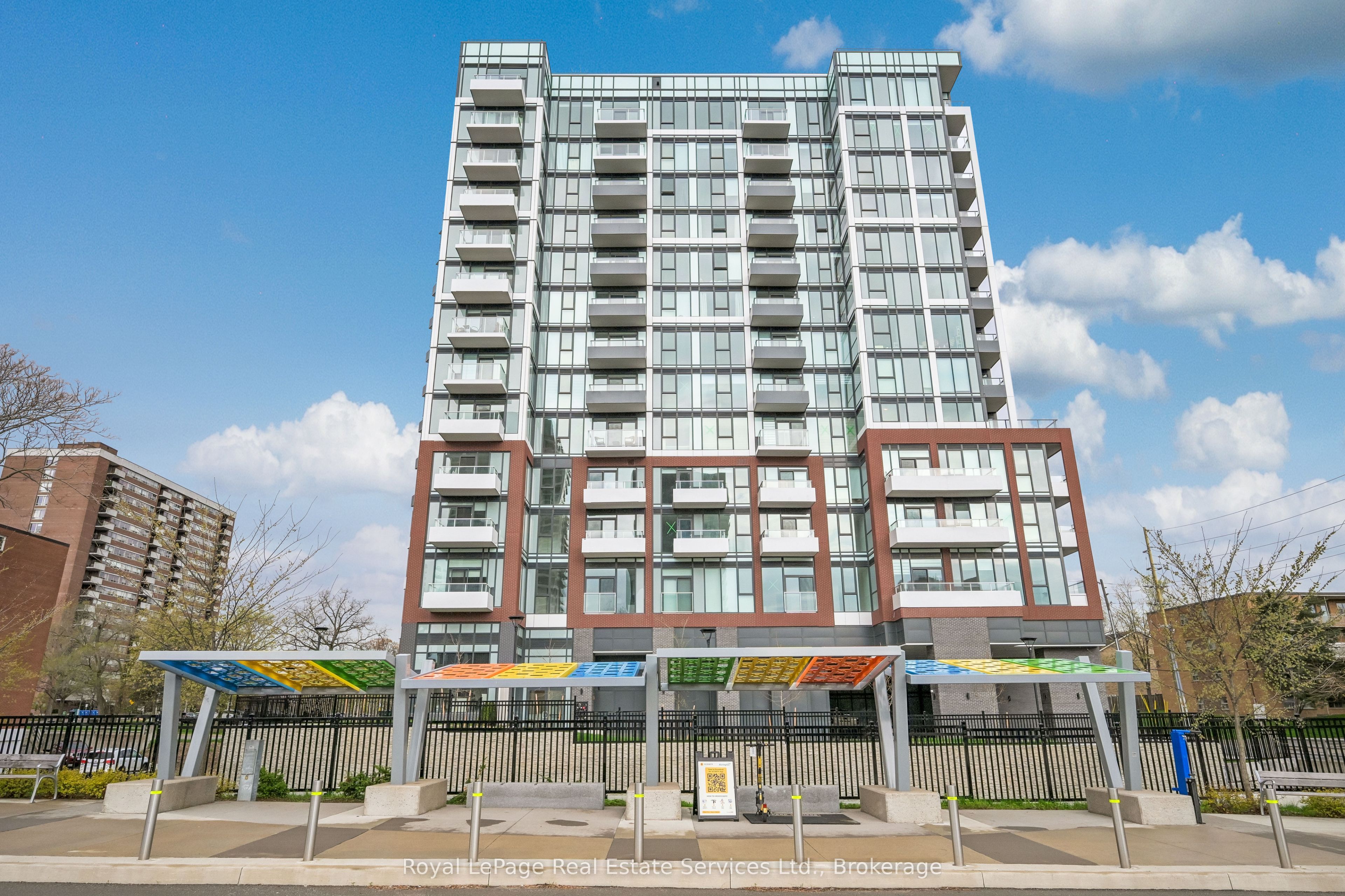 2088 James Street 711 Property Photo 1