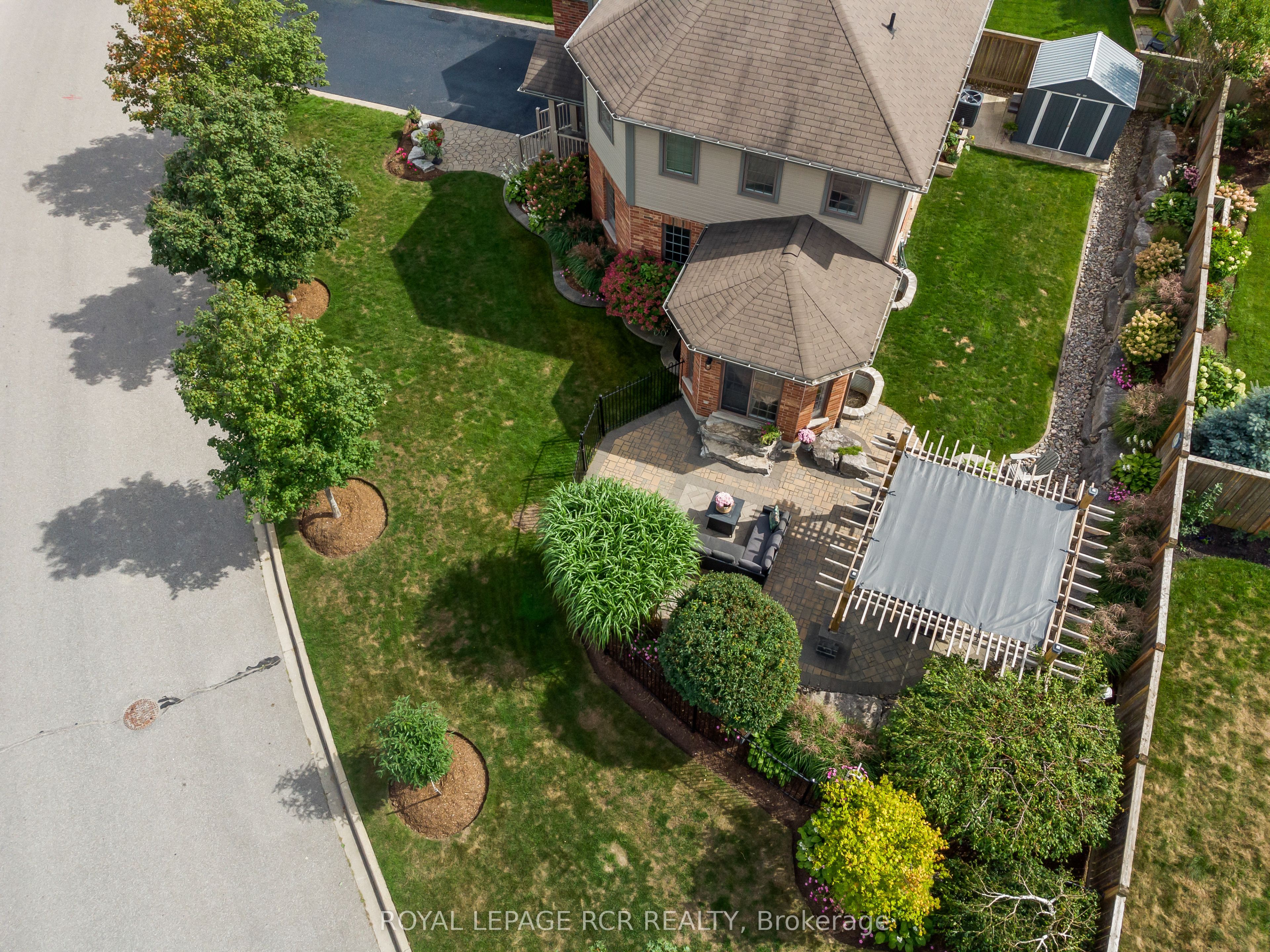 170 Elaine Drive Property Photo 2